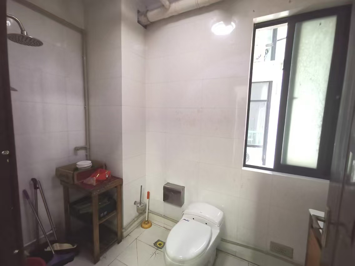 中南世纪城南区 1室1厅1卫 86m&sup2;