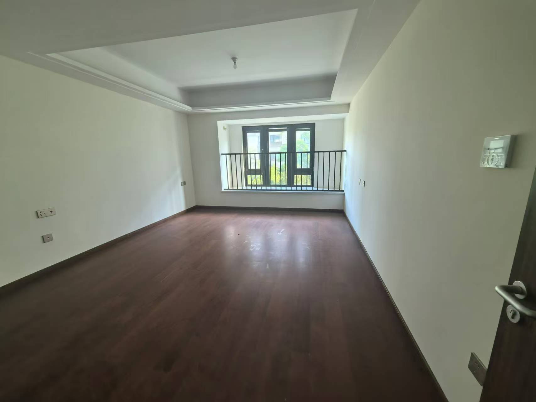 中南万科大都会 4室2厅2卫 164m²