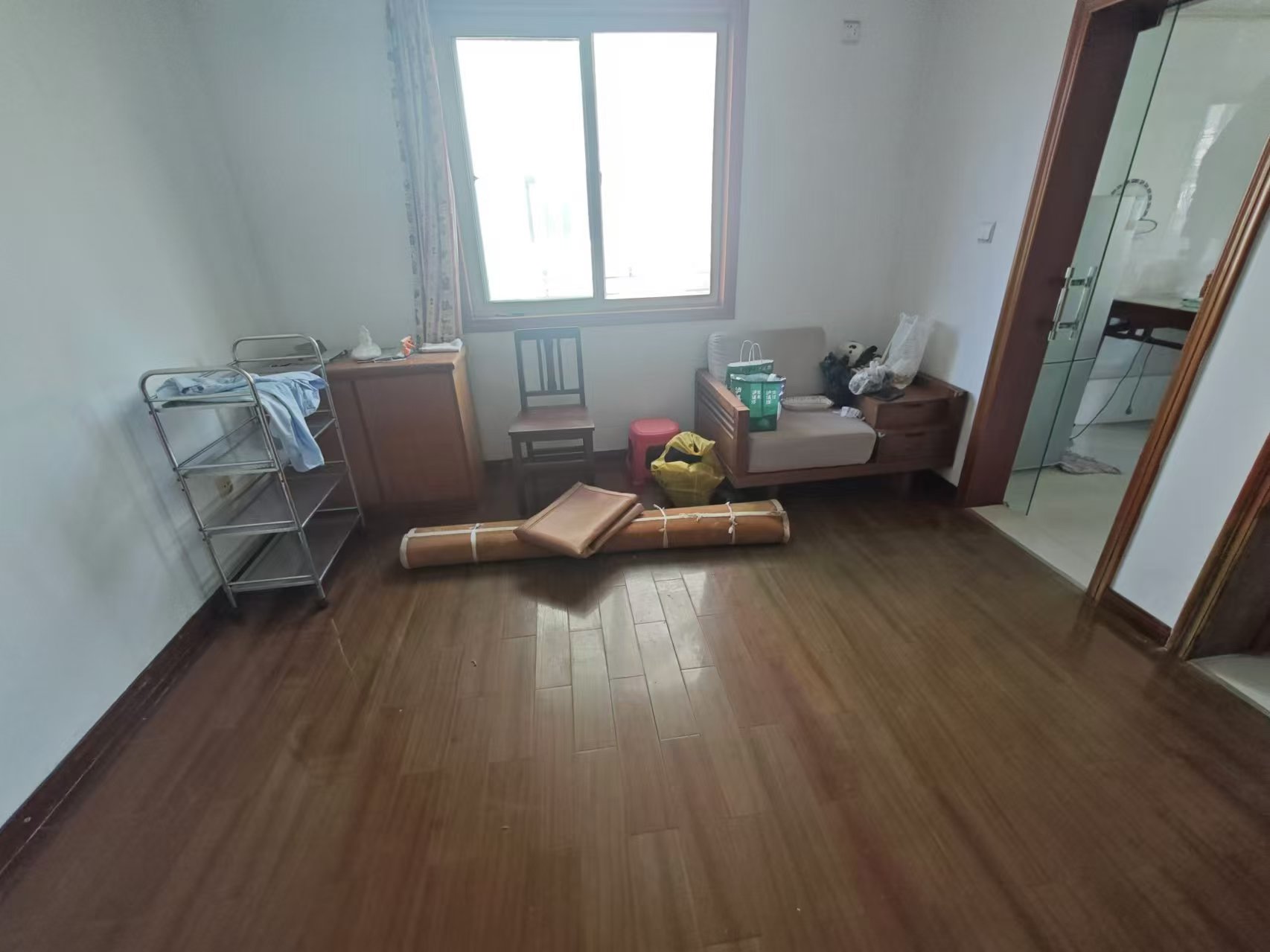 城山家园 1室1厅1卫 57m²