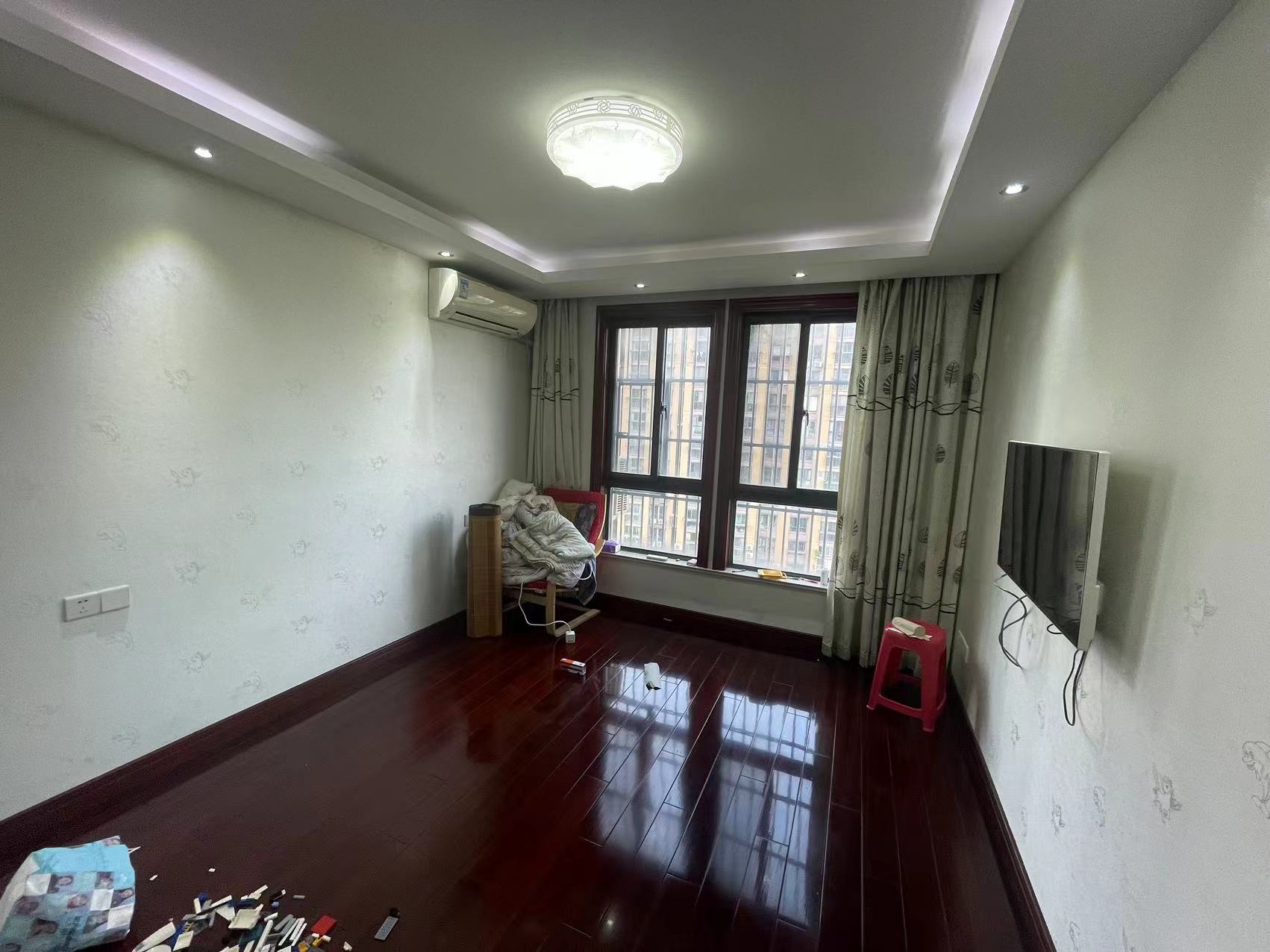 友谊嘉御龙庭 3室2厅2卫 177.00m&sup2;