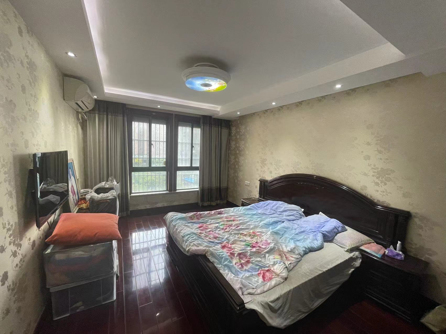 友谊嘉御龙庭 3室2厅2卫 177.00m&sup2;