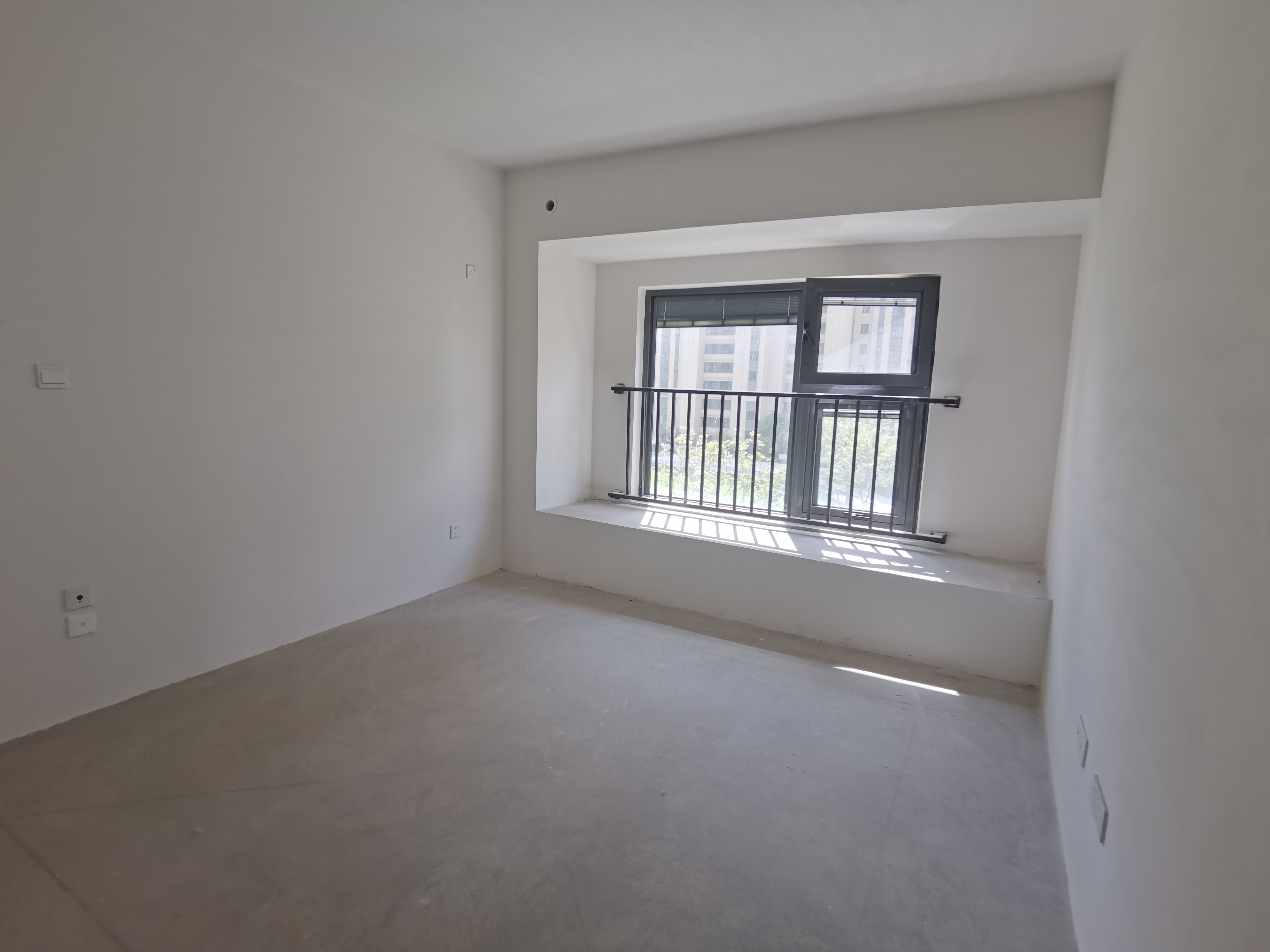 春溪集 4室2厅2卫 125m²