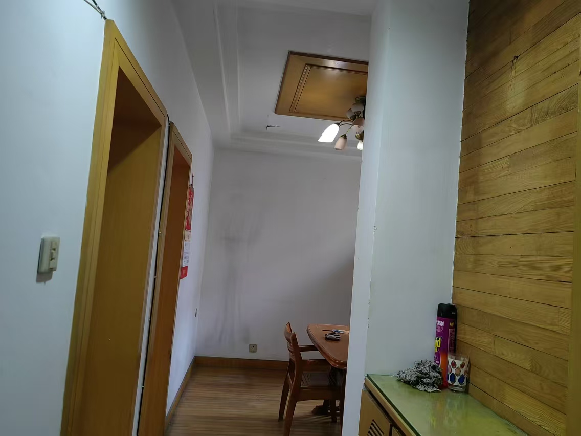光明新村 2室1厅1卫 68.21m&sup2;