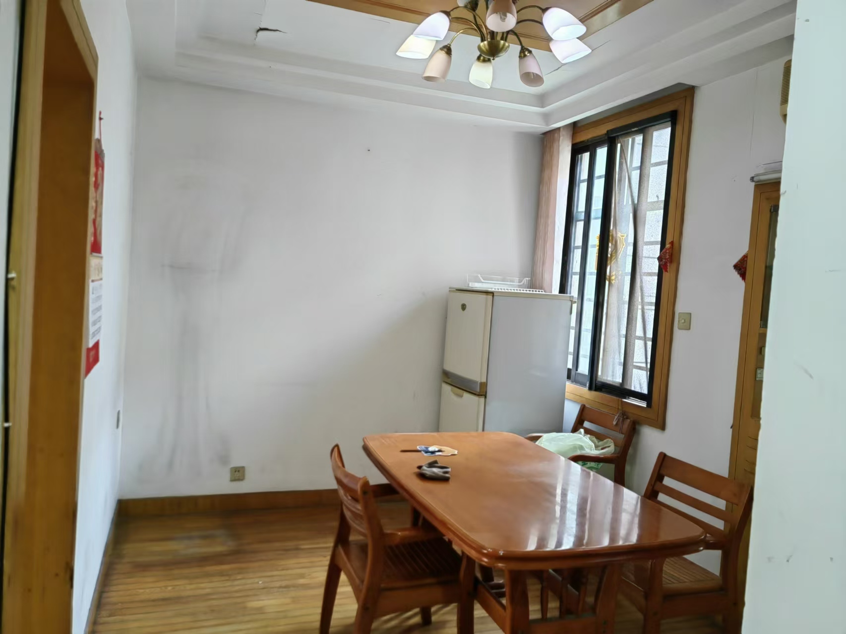 光明新村 2室1厅1卫 68.21m&sup2;