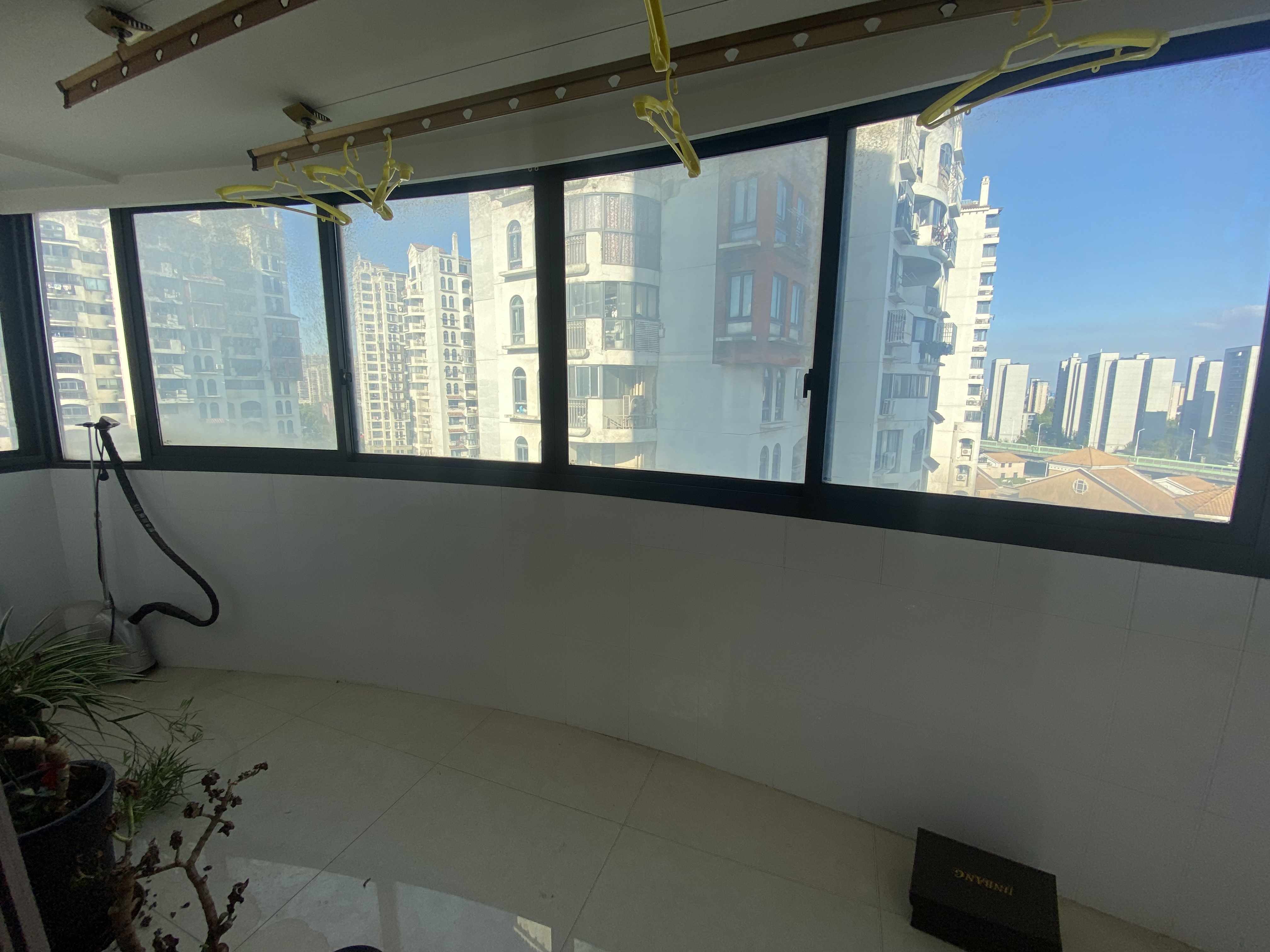 高迪晶城 3室2厅2卫 158m&sup2;