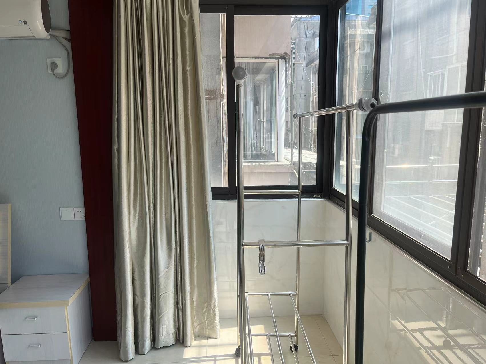 任港路2号 2室1厅1卫 80m&sup2;