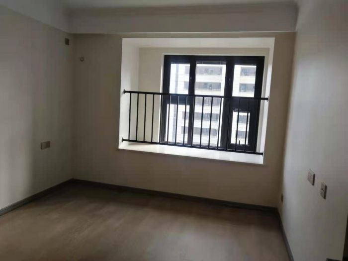 中创都市花苑 3室2厅1卫 98.78m&sup2;