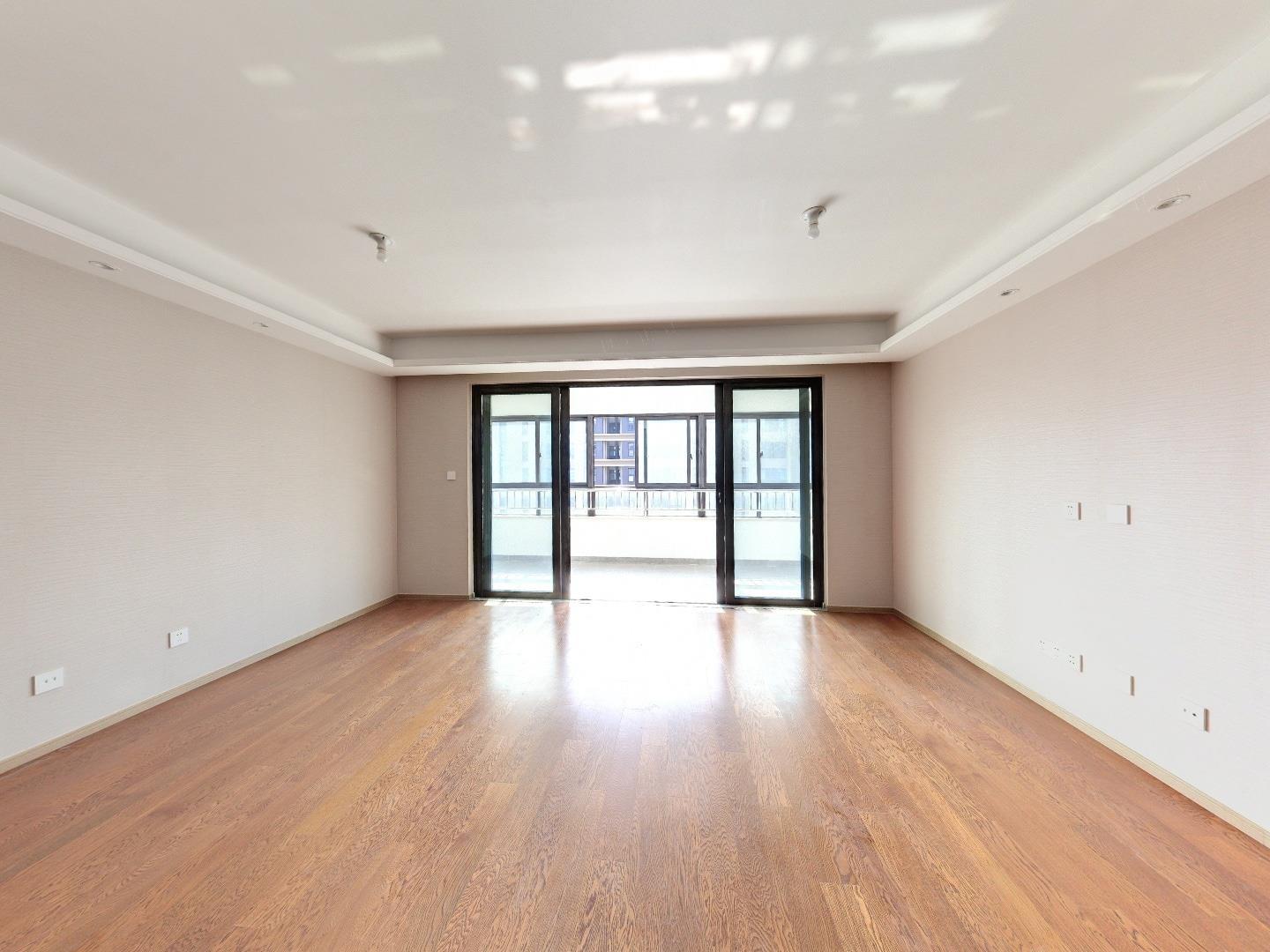 万濠禧园 3室2厅2卫 128m²
