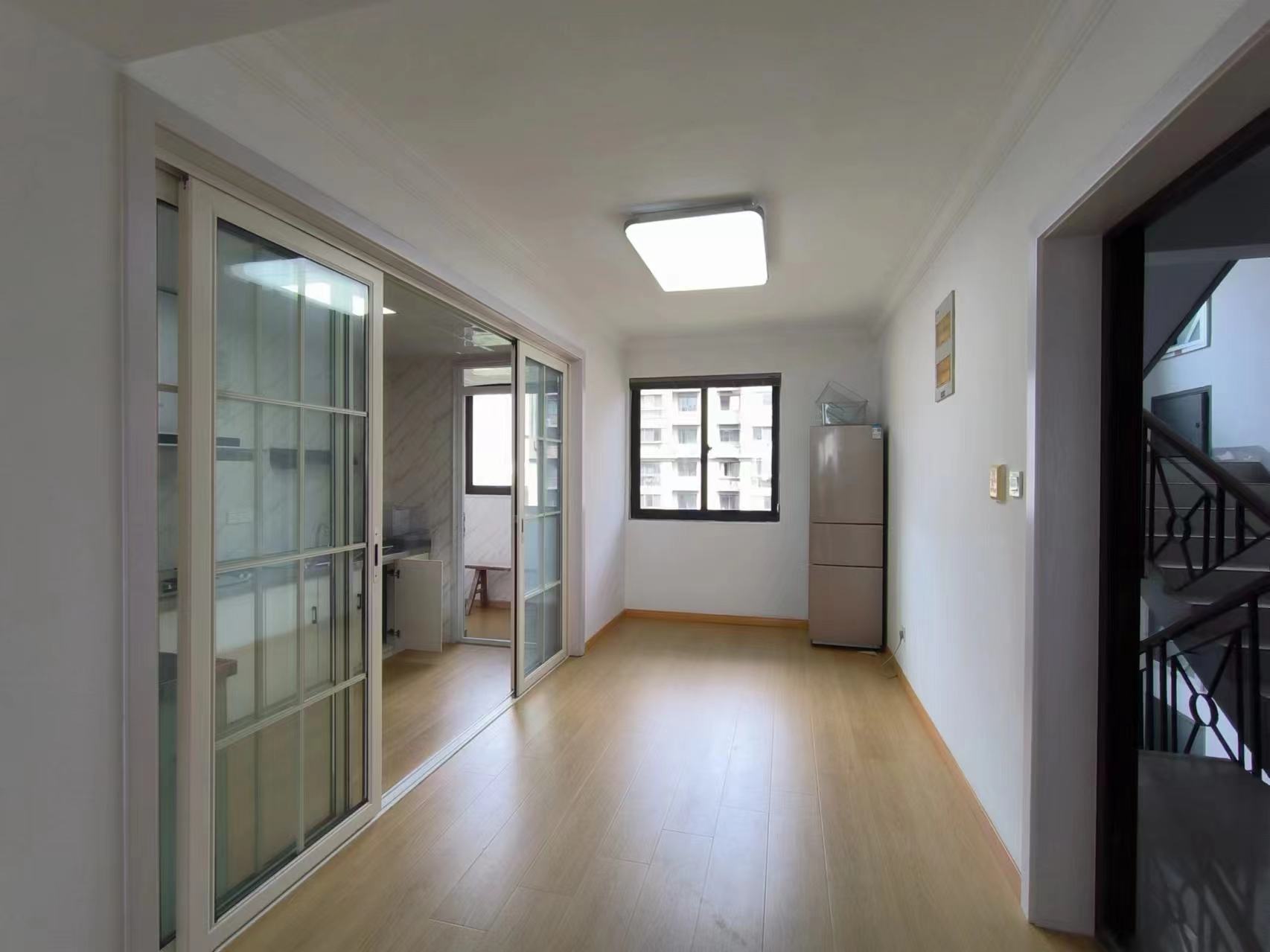 新城新苑 3室2厅1卫 134.9m&sup2;
