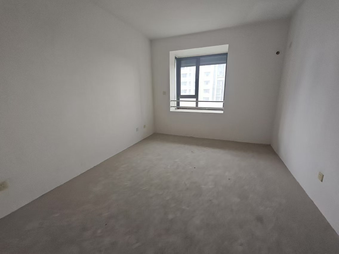苏建学府雅居 3室2厅2卫 132m&sup2;