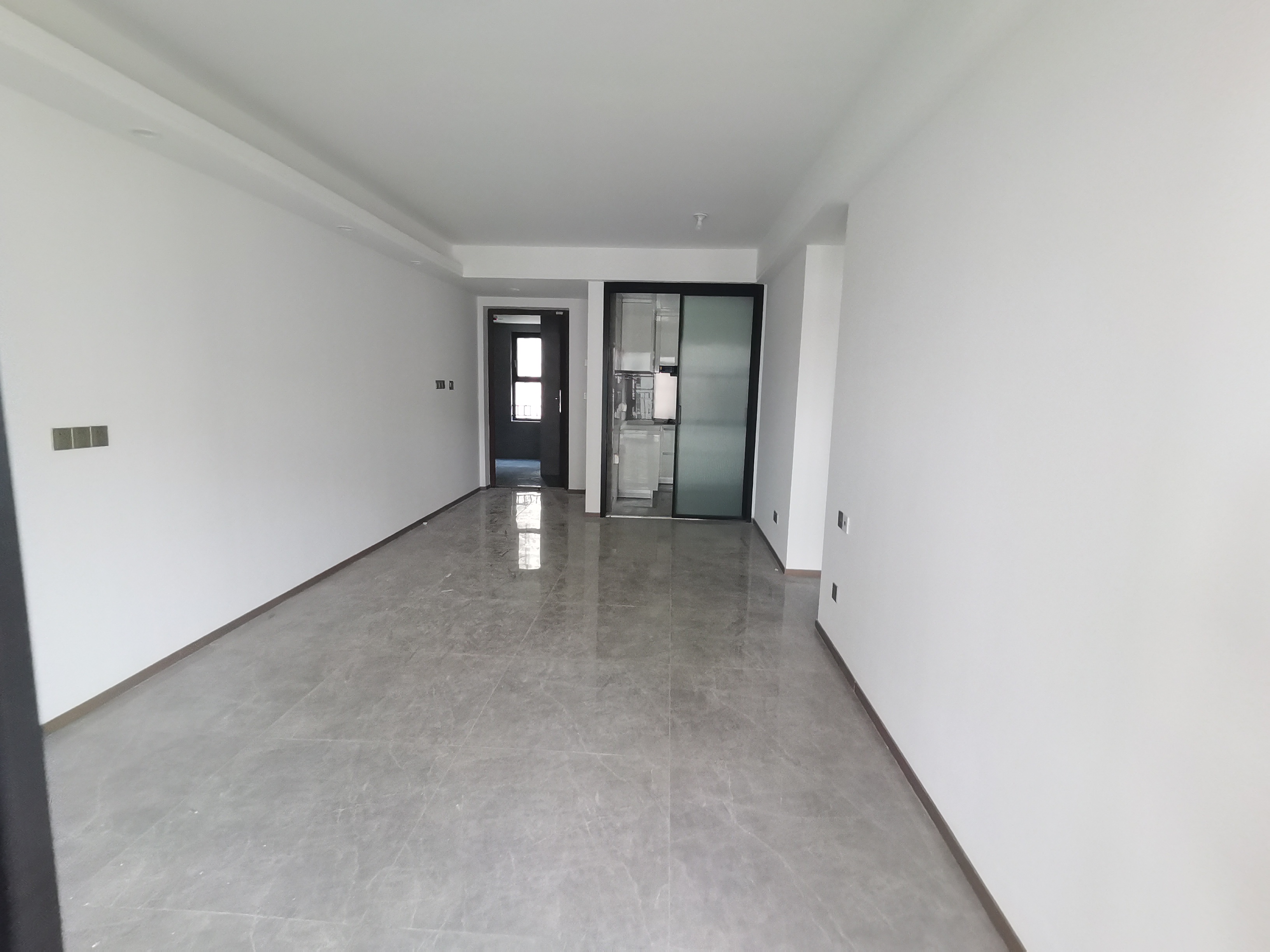 华禧铭苑 3室2厅2卫 101m&sup2;