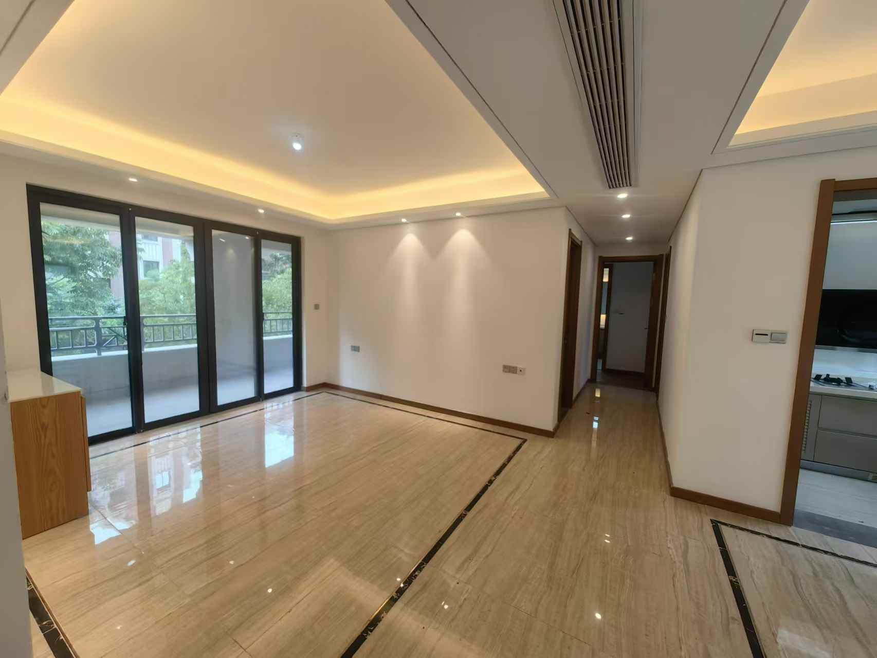 佳期漫 4室2厅2卫 121.53m&sup2;
