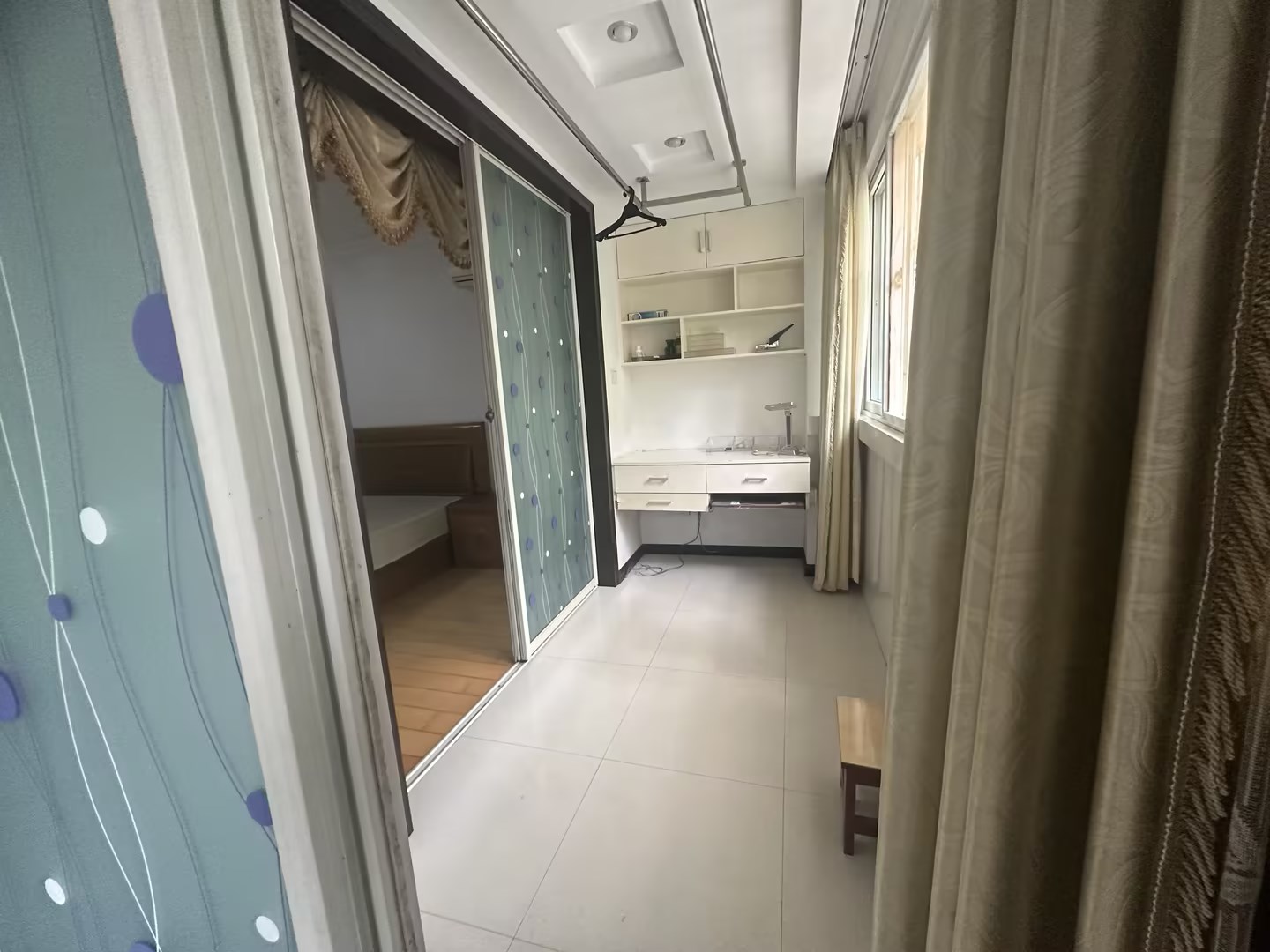 春晖花园 4室2厅1卫 110m&sup2;