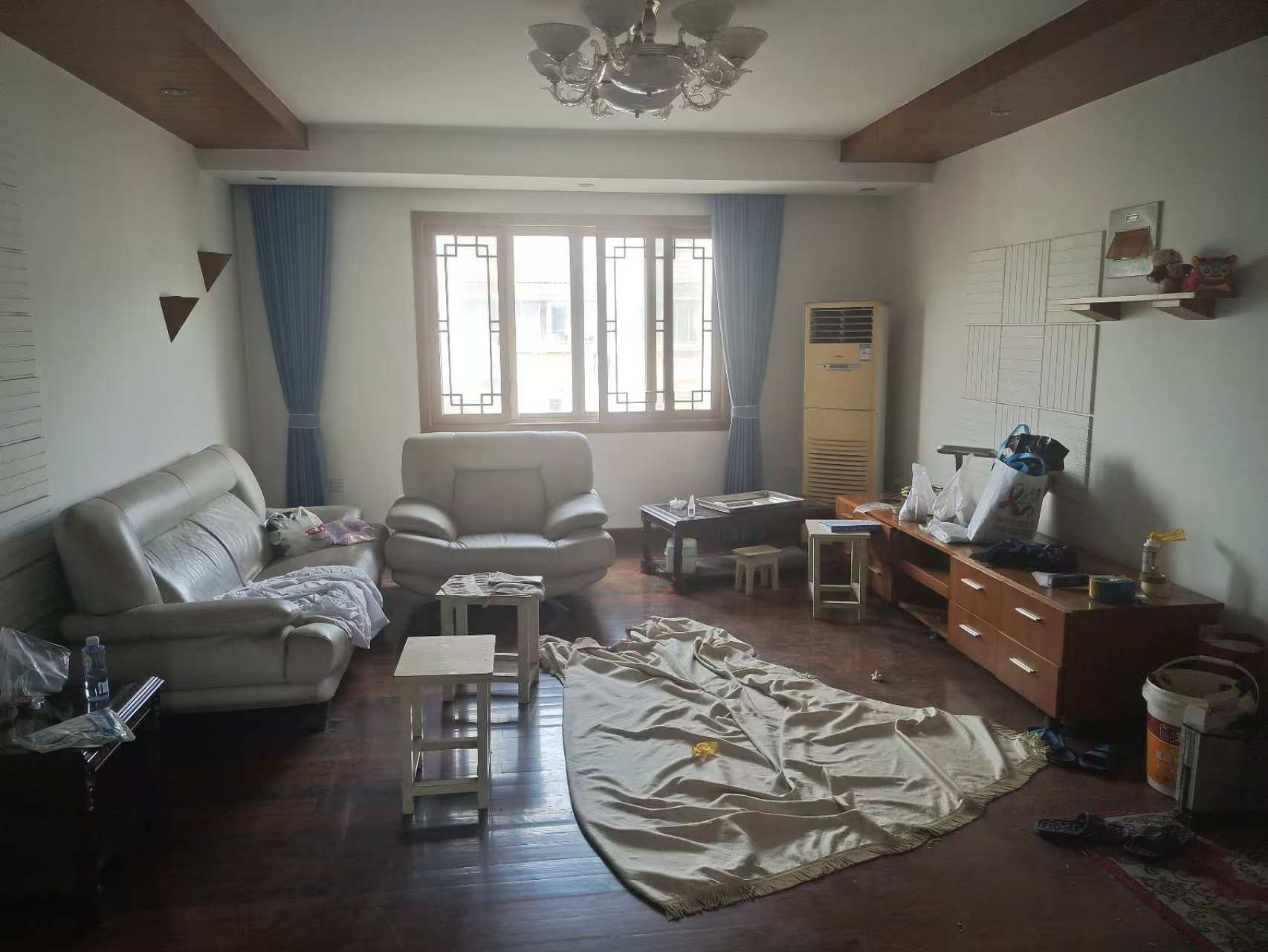 北濠顺遂楼 5室2厅2卫 145.00m²