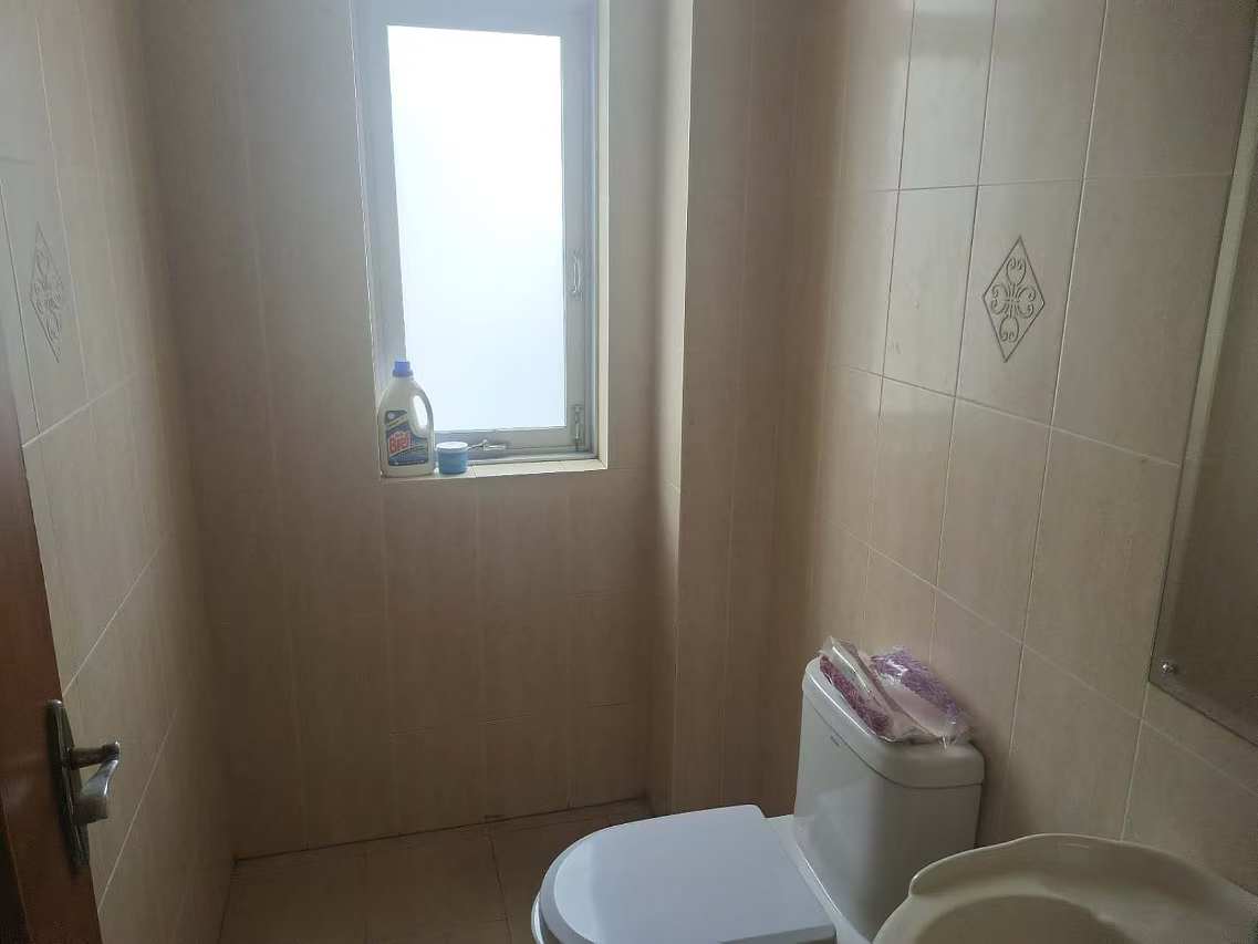 北濠顺遂楼 5室2厅2卫 145.00m&sup2;
