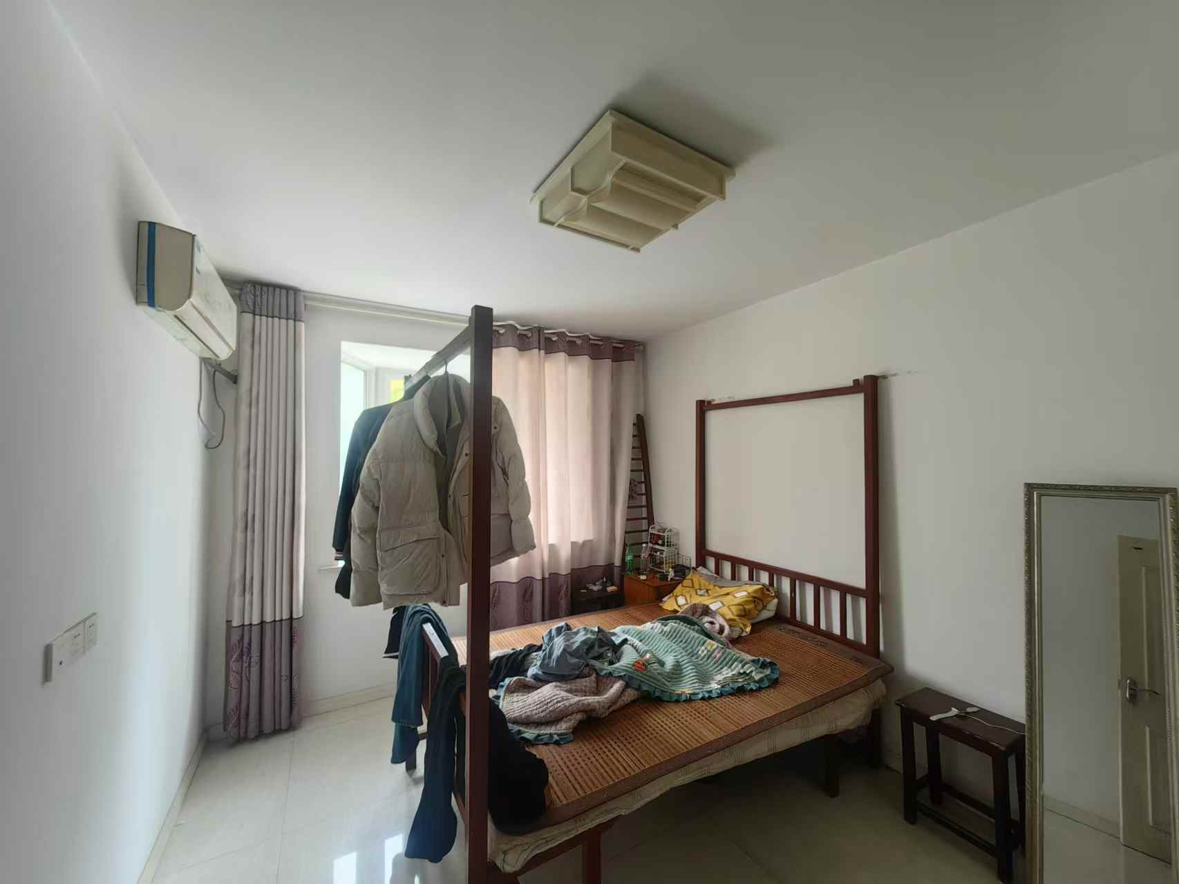 景河苑 3室1厅1卫 117m²