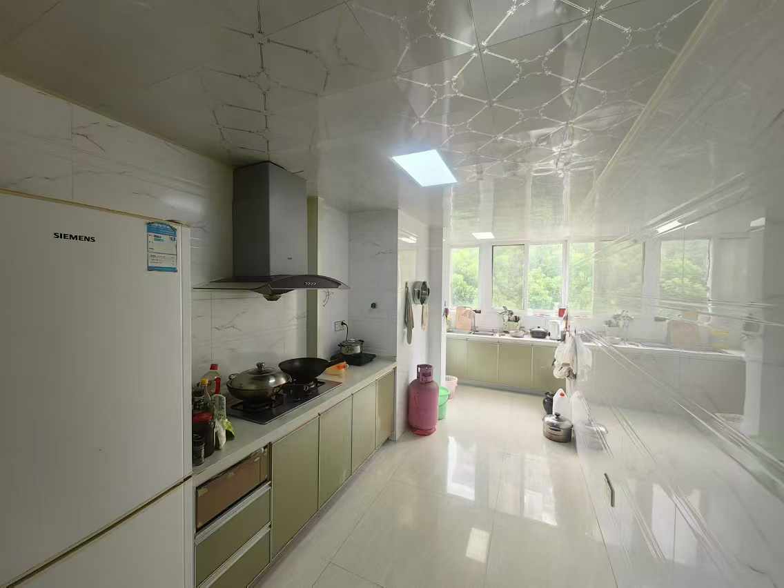 景河苑 3室1厅1卫 117m²