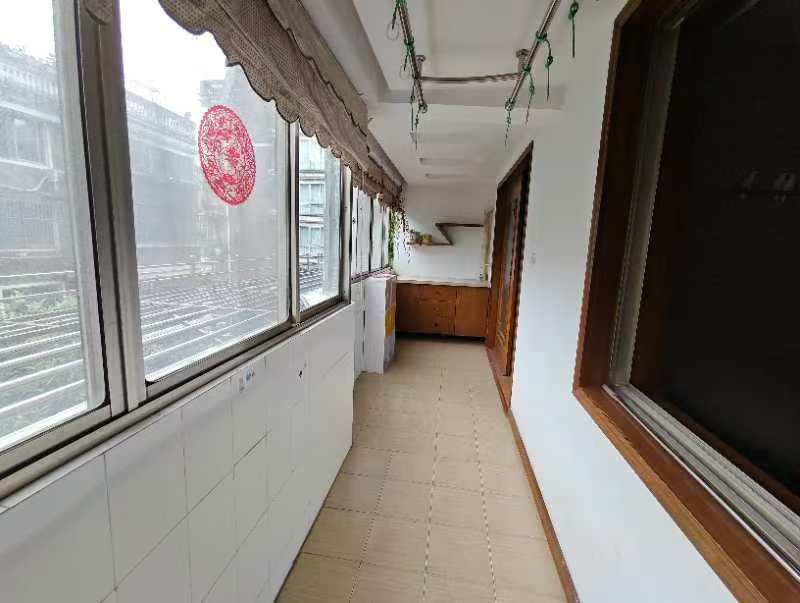 前景花苑 3室1厅1卫 110m&sup2;