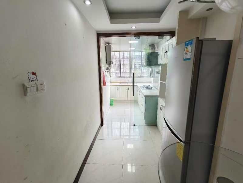 前景花苑 3室1厅1卫 110m&sup2;
