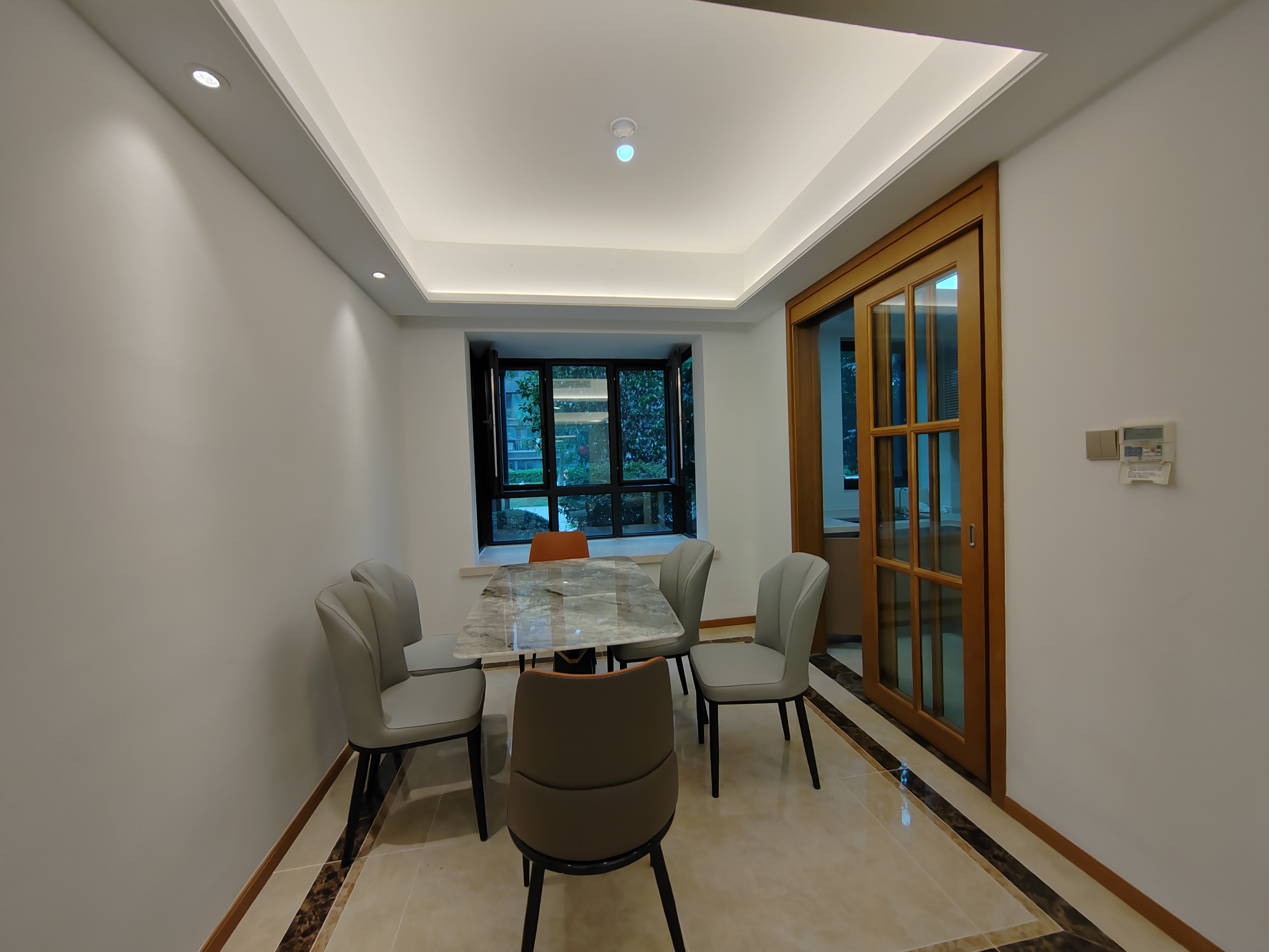 中南漫悦湾 3室2厅2卫 111m&sup2;