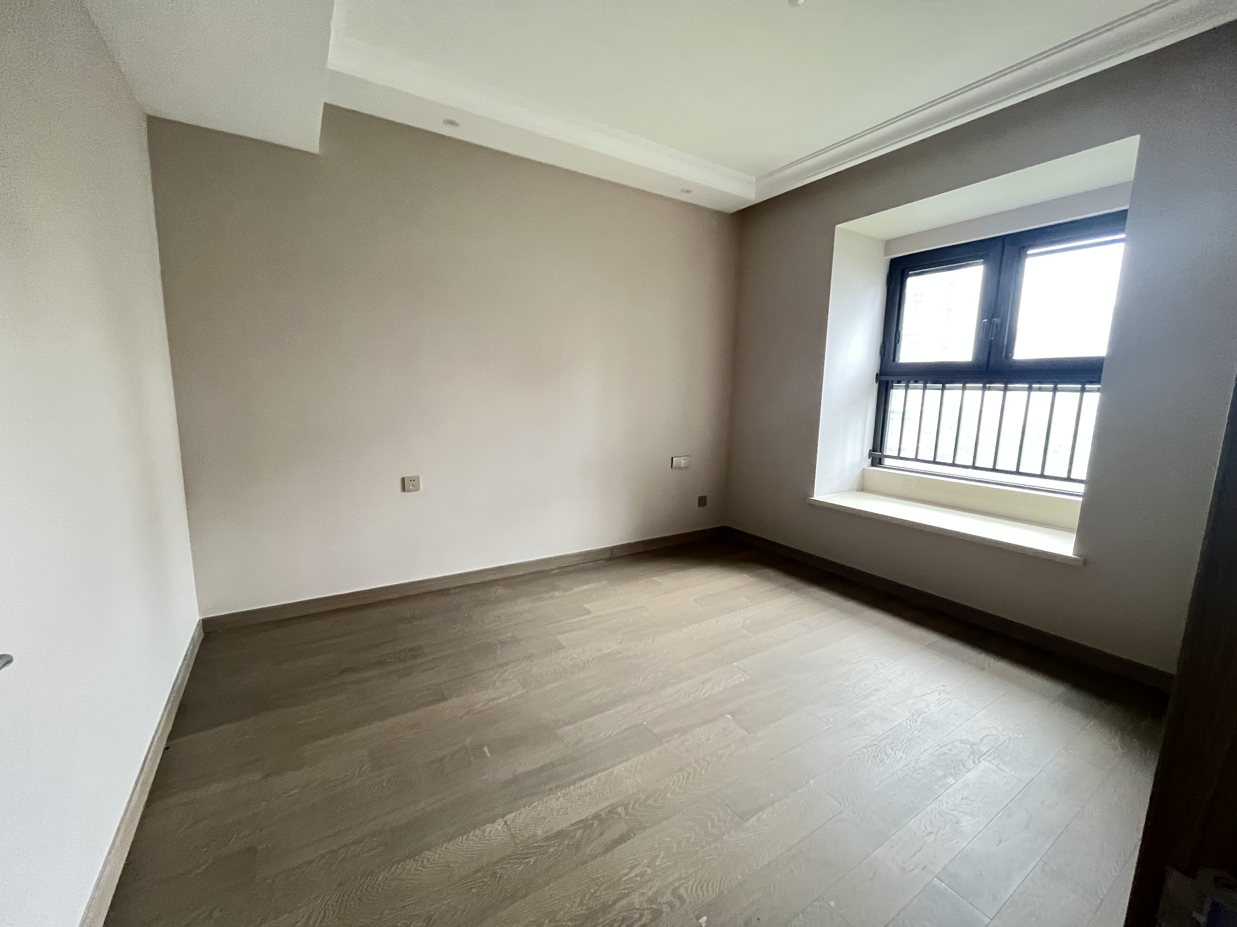 静海府 4室2厅2卫 142.5m&sup2;