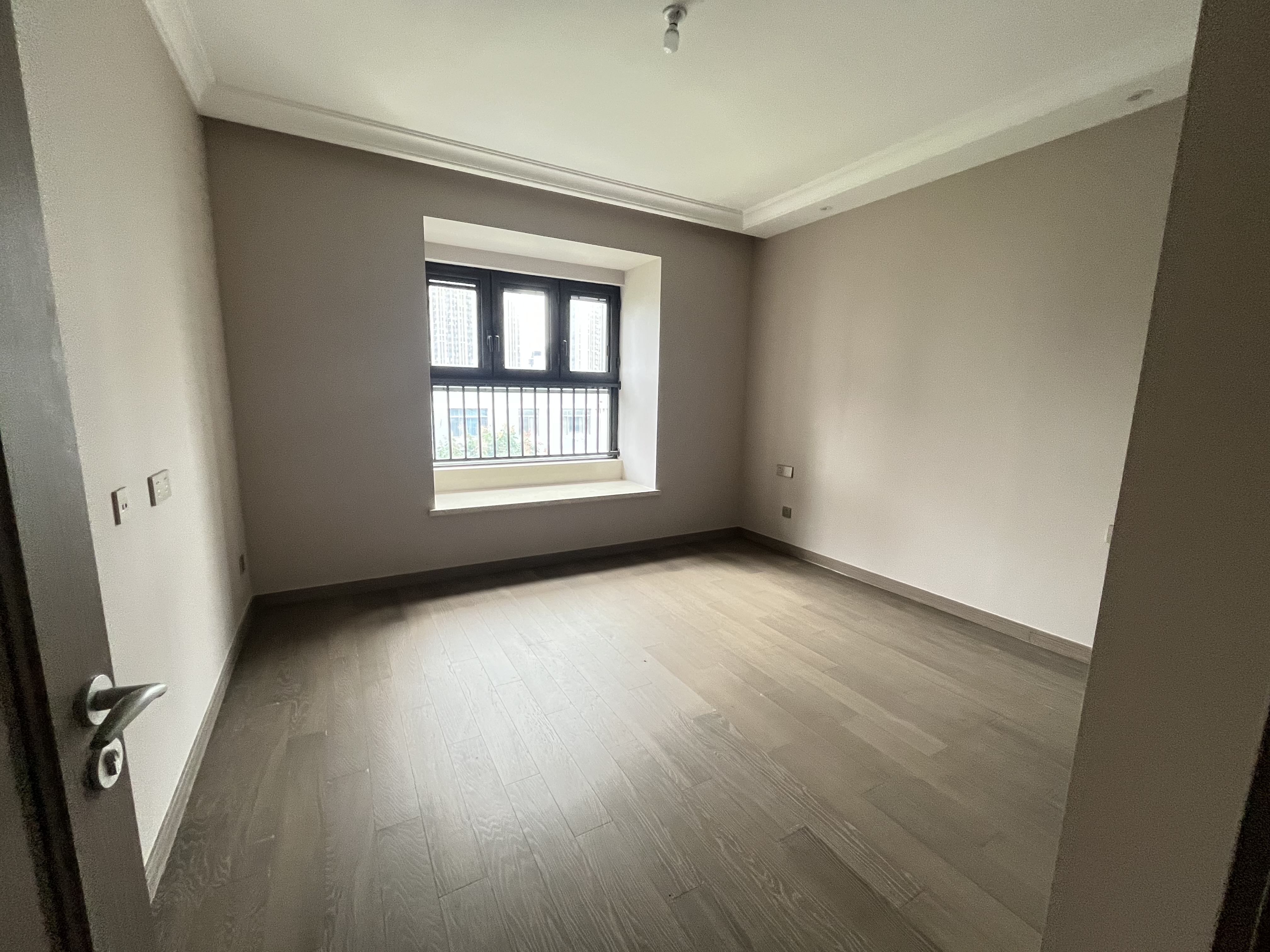 静海府 4室2厅2卫 142.5m&sup2;