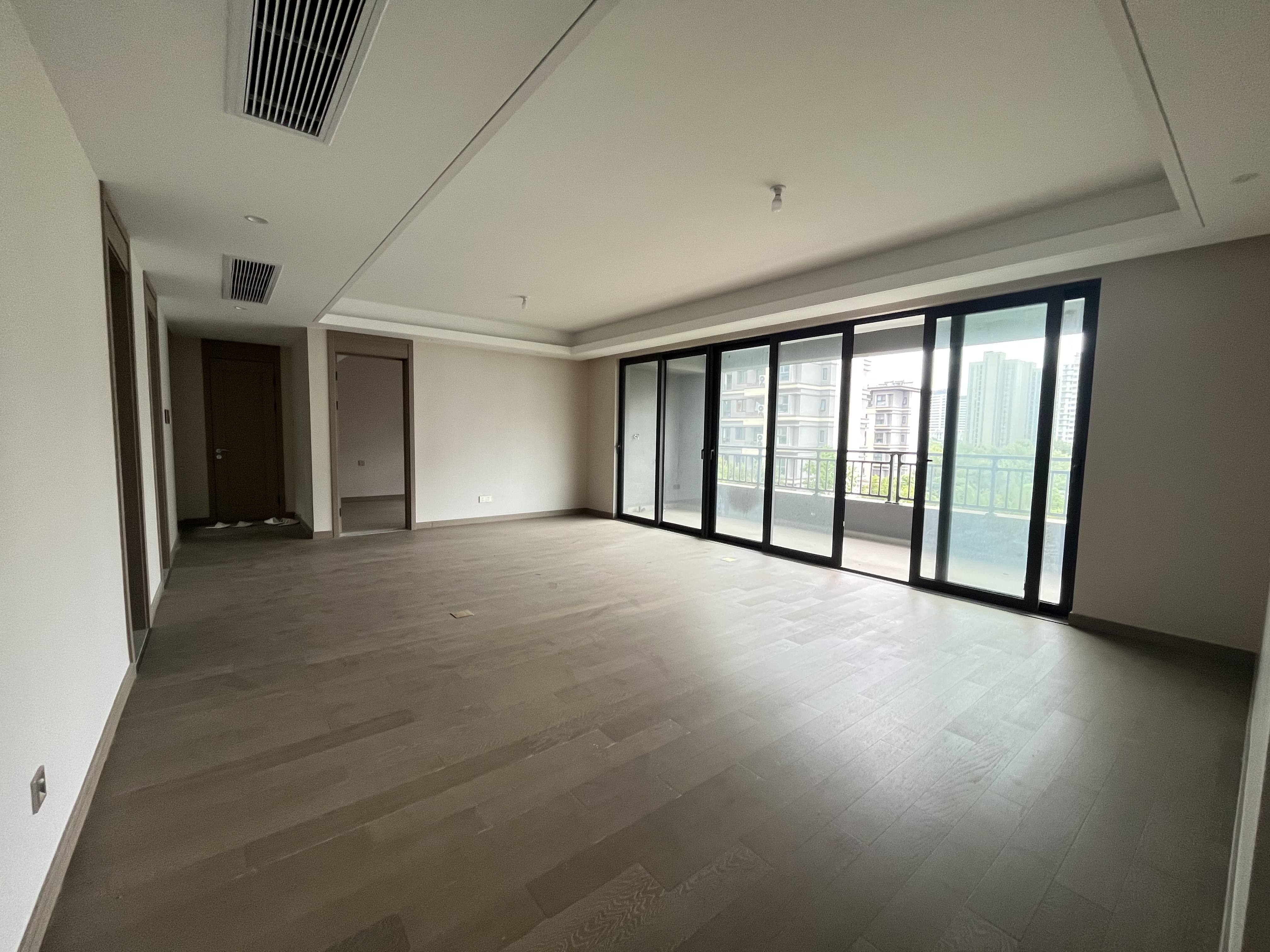 静海府 4室2厅2卫 142.5m&sup2;