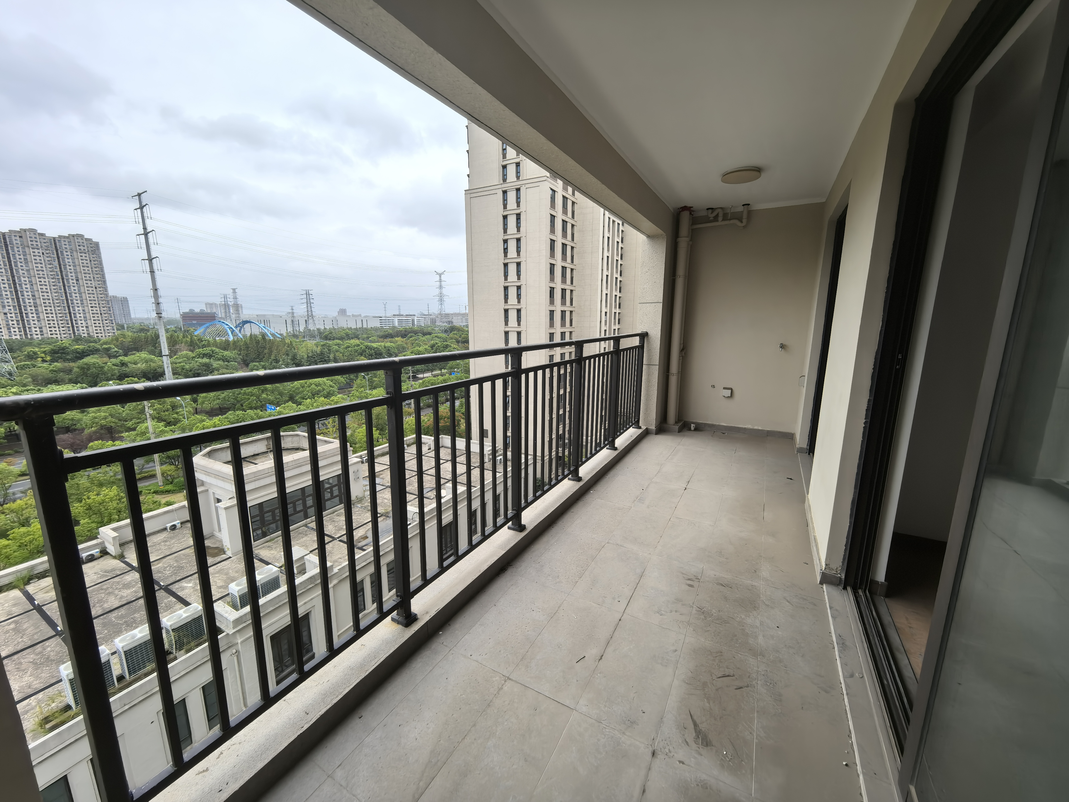 中海上东区 3室2厅2卫 127.00m&sup2;