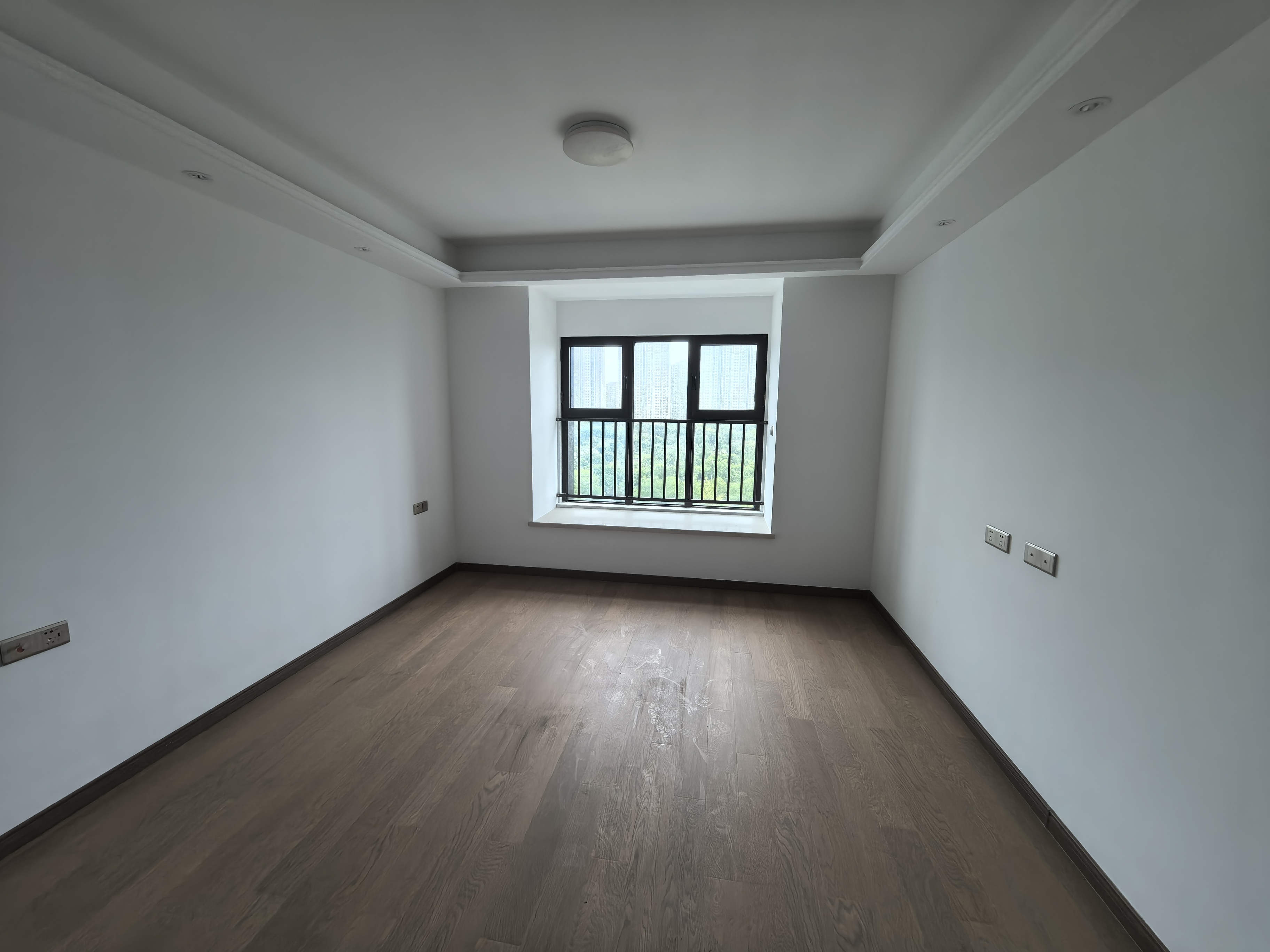 中海上东区 3室2厅2卫 127.00m&sup2;