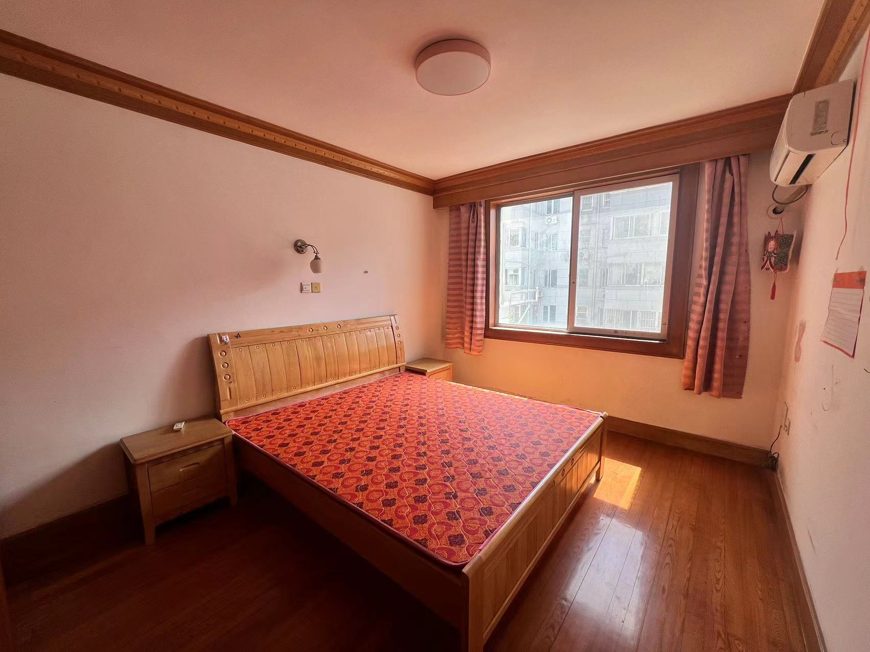 北濠桥东村 2室1厅1卫 77m²