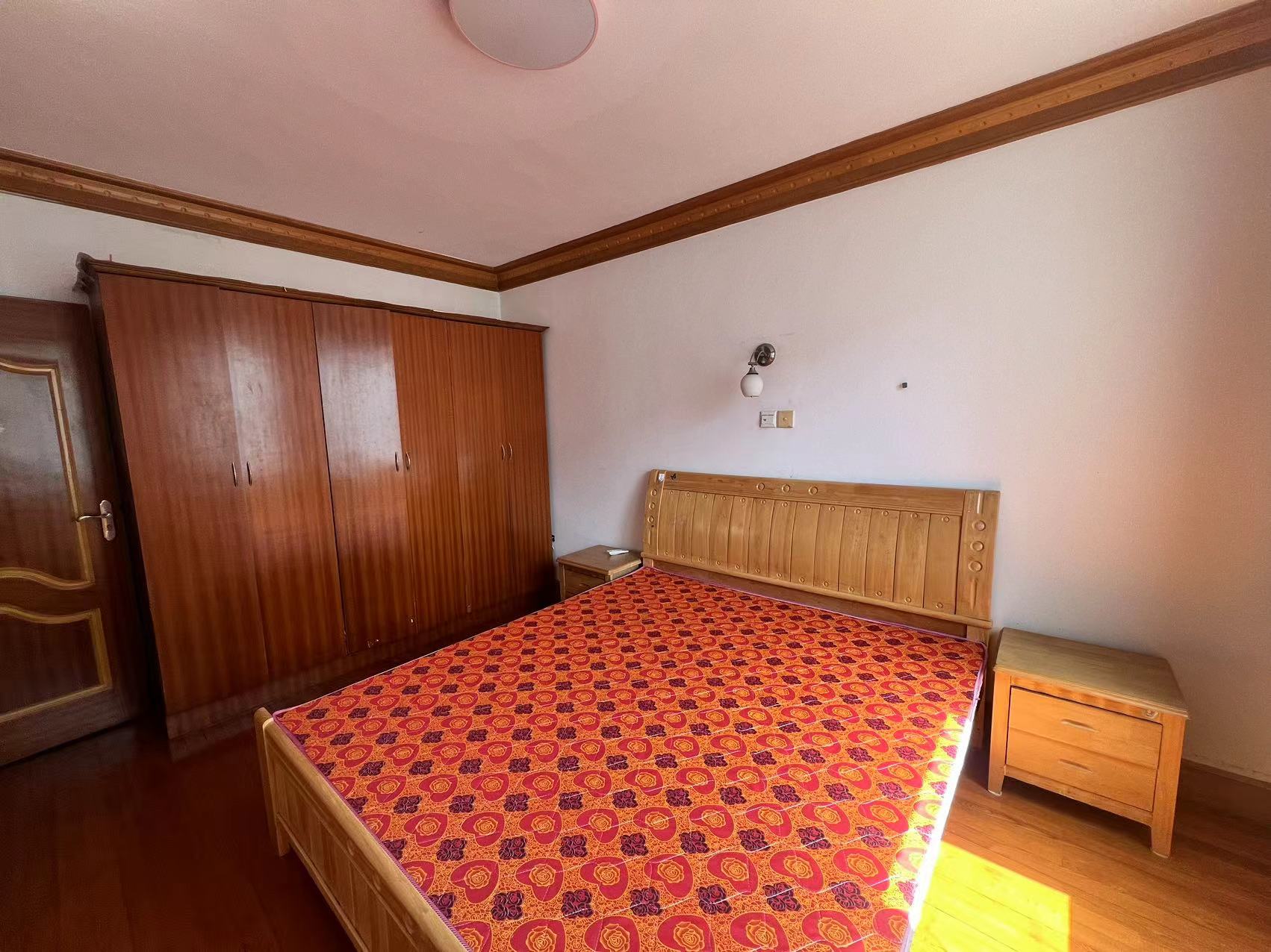 北濠桥东村 2室1厅1卫 77m²