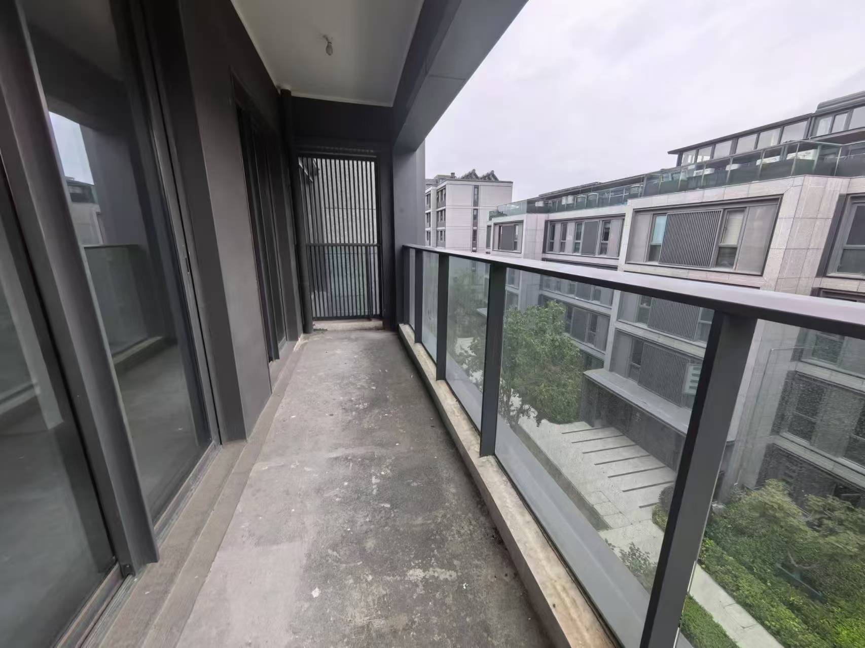 绿城湖境和庐 4室2厅2卫 185m&sup2;