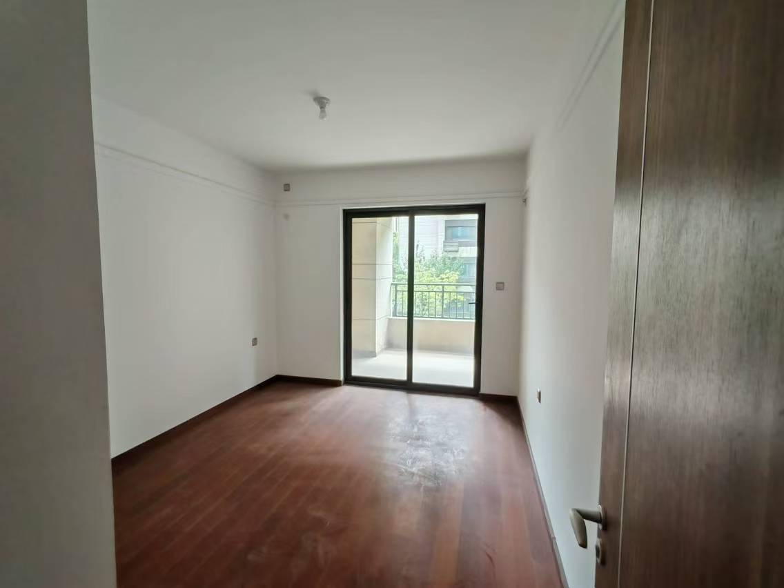 万科白鹭郡 3室2厅1卫 123m&sup2;