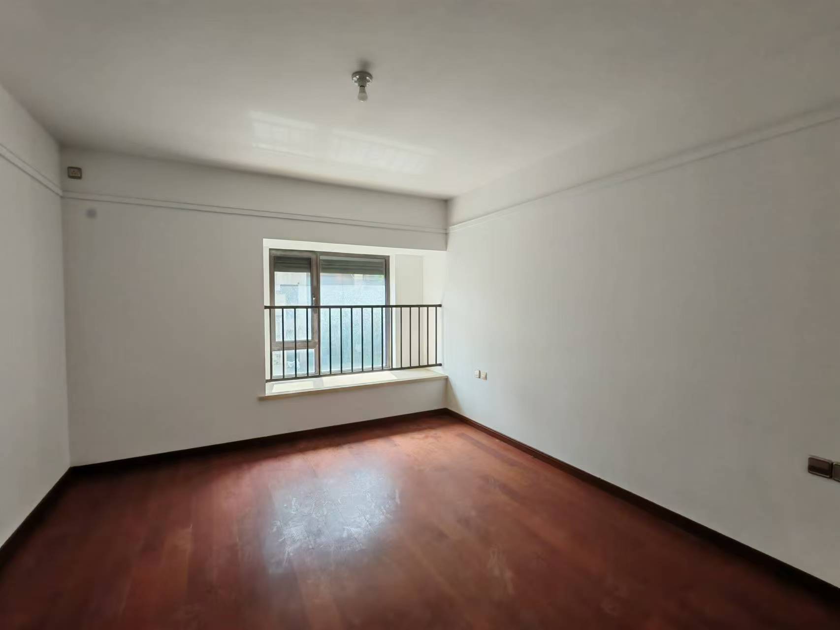 万科白鹭郡 3室2厅1卫 123m&sup2;