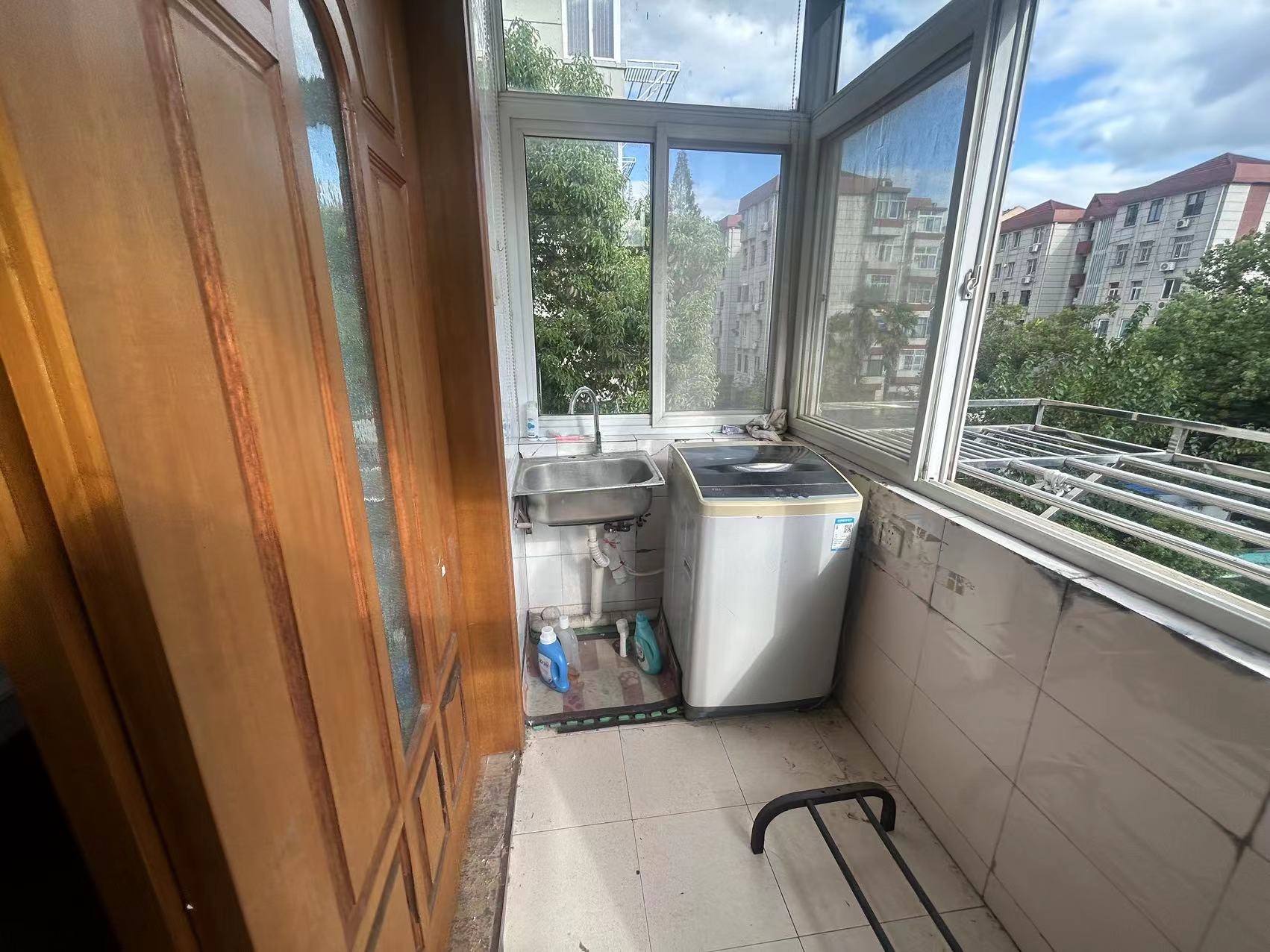 光明新村 2室1厅1卫 65.5m&sup2;