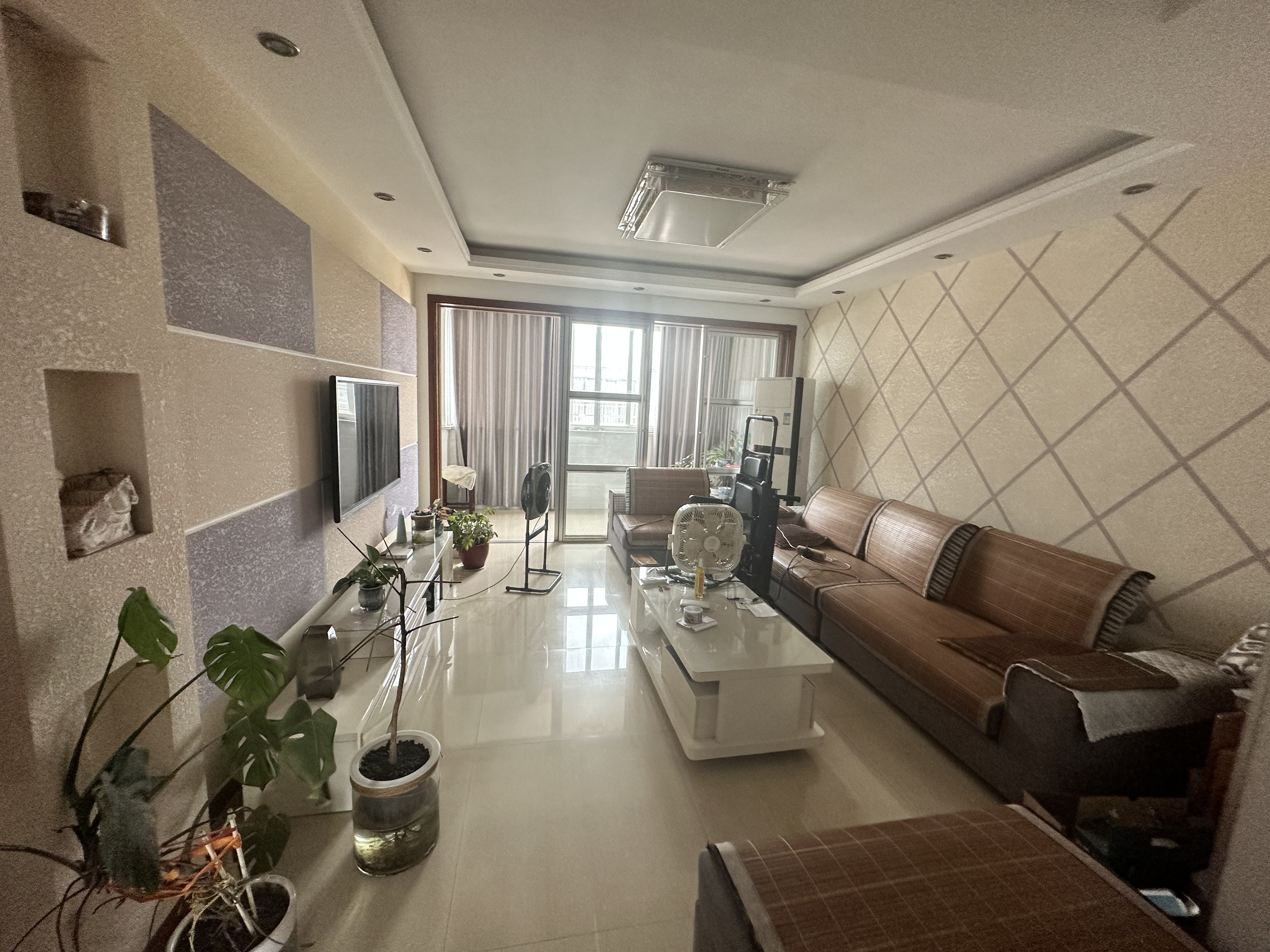 宝隆花园 4室2厅2卫 123.00m²