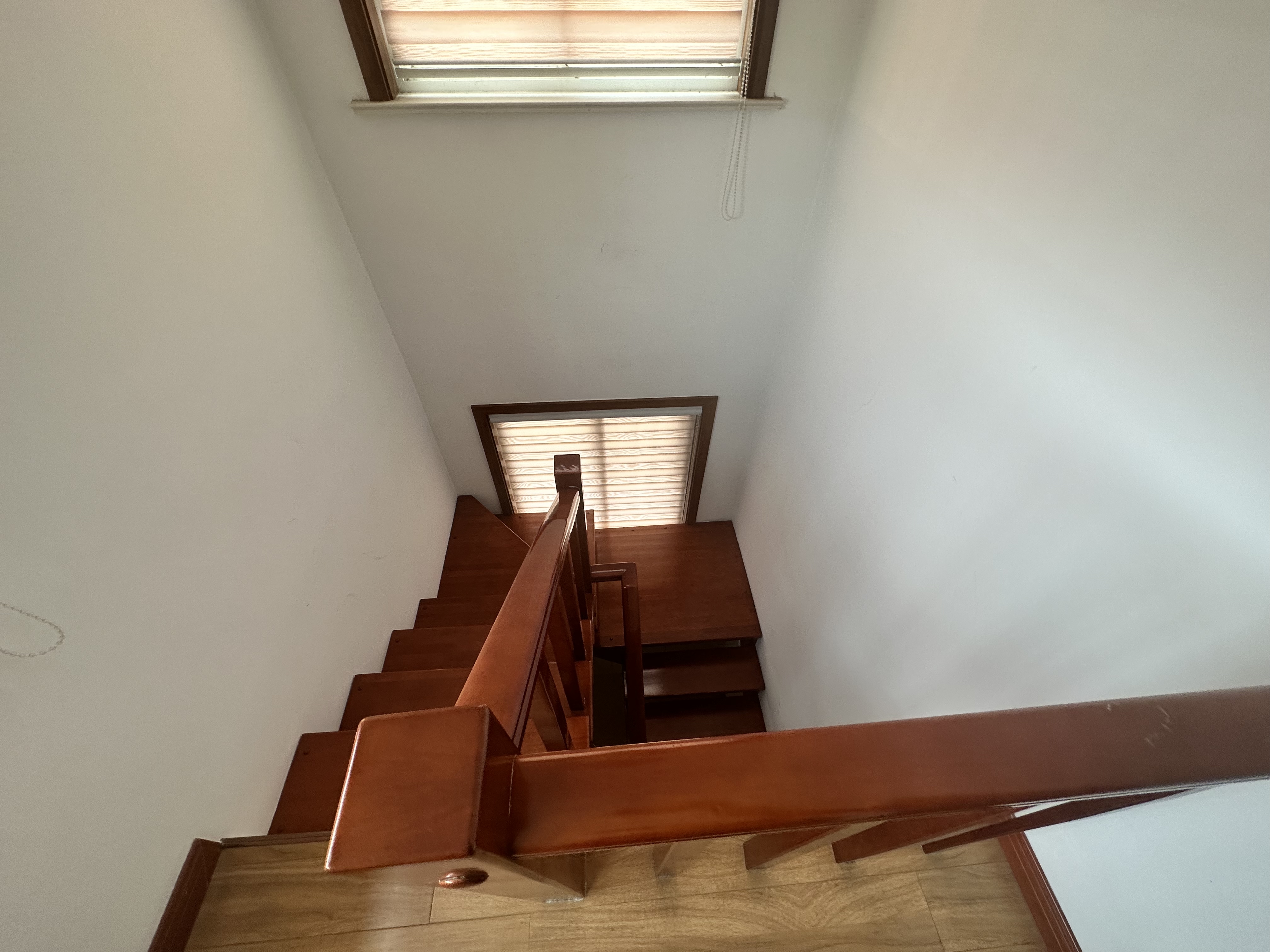宝隆花园 4室2厅2卫 123.00m&sup2;