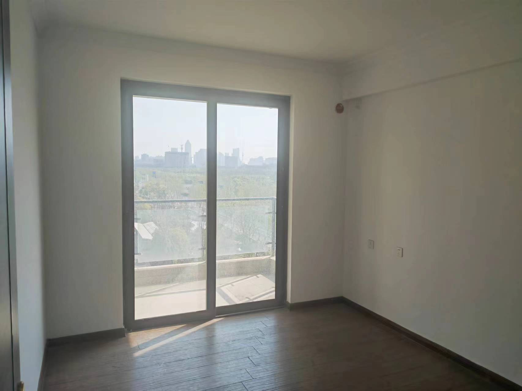 碧桂园时代悦城 4室2厅2卫 141.11m&sup2;