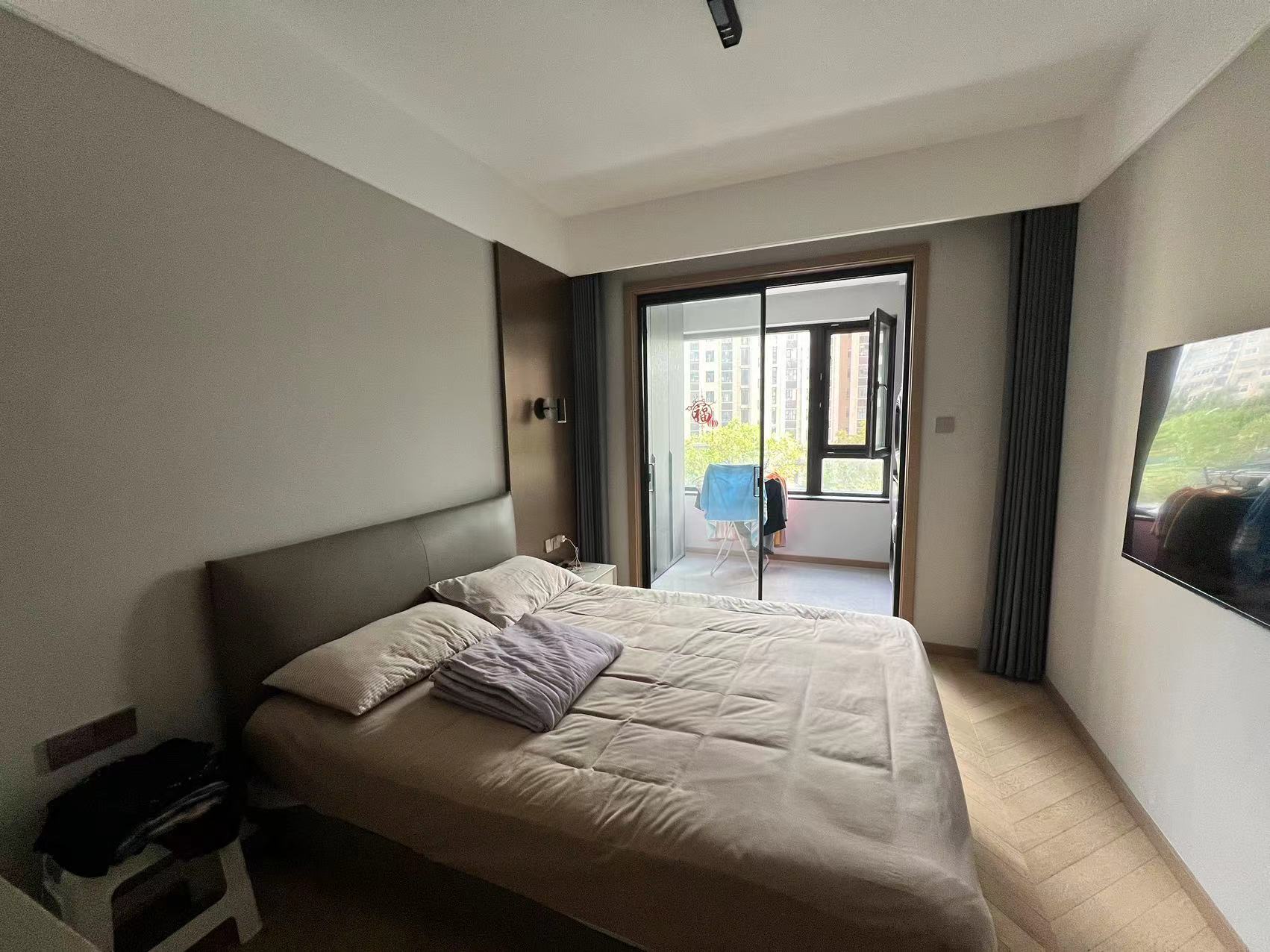 珑府 5室2厅2卫 175m&sup2;