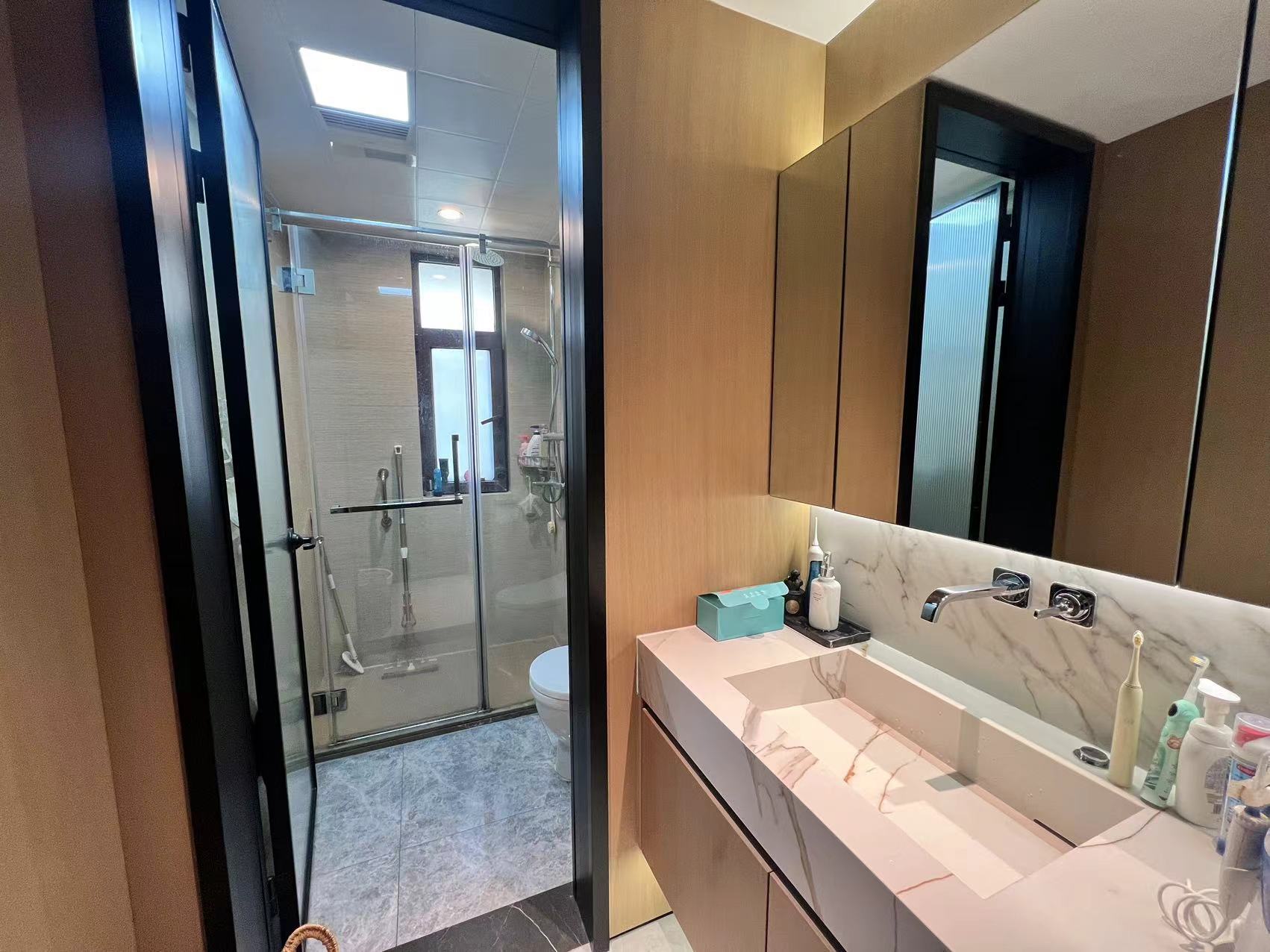 珑府 5室2厅2卫 175m&sup2;