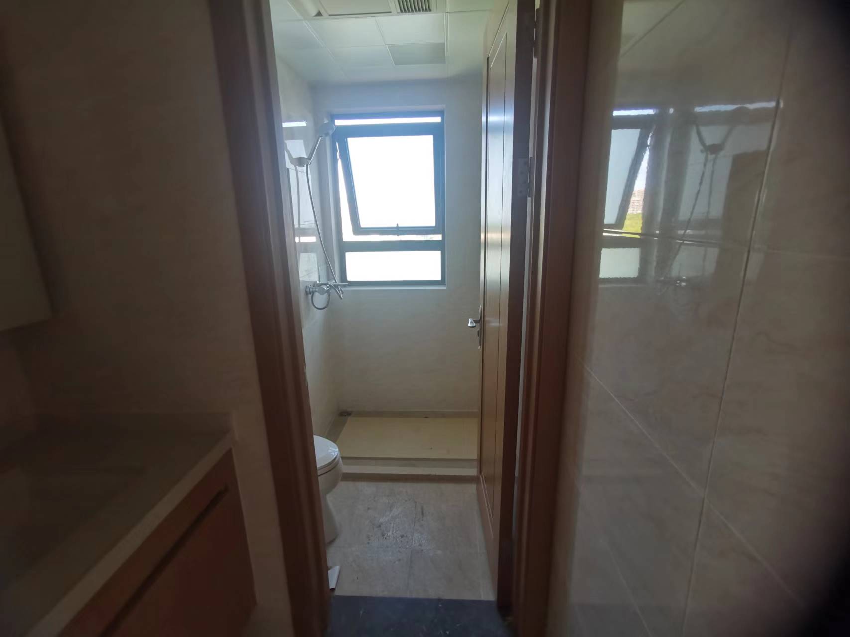 林肯公园 4室2厅2卫 122m&sup2;