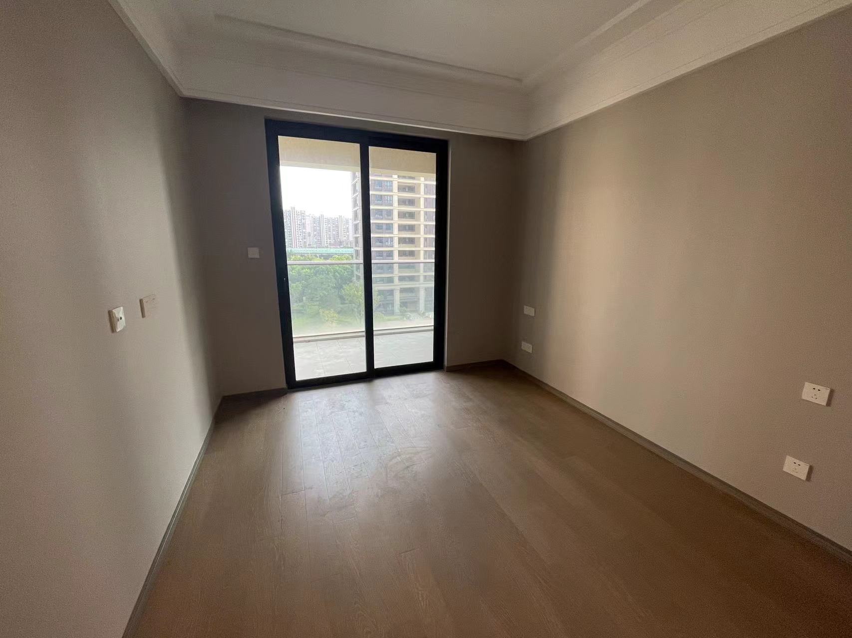 绿城&middot;诚园 3室2厅2卫 157.22m&sup2;