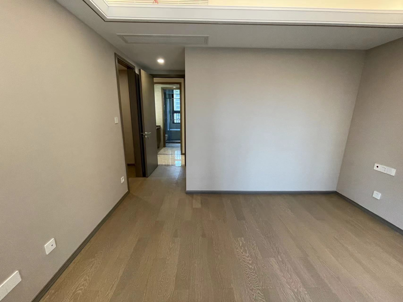 绿城&middot;诚园 3室2厅2卫 157.22m&sup2;