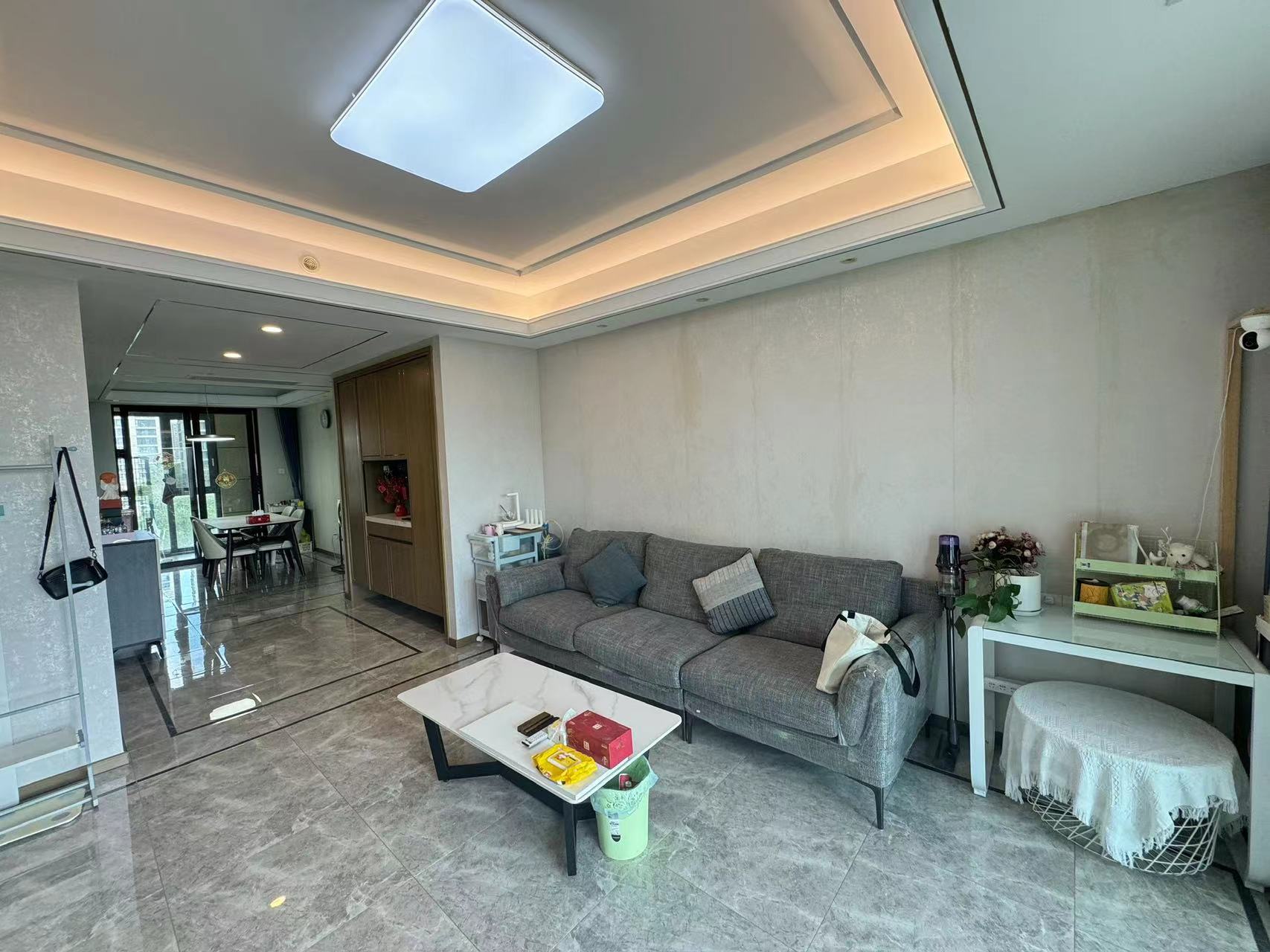 绿城沁园 3室2厅2卫 133m²