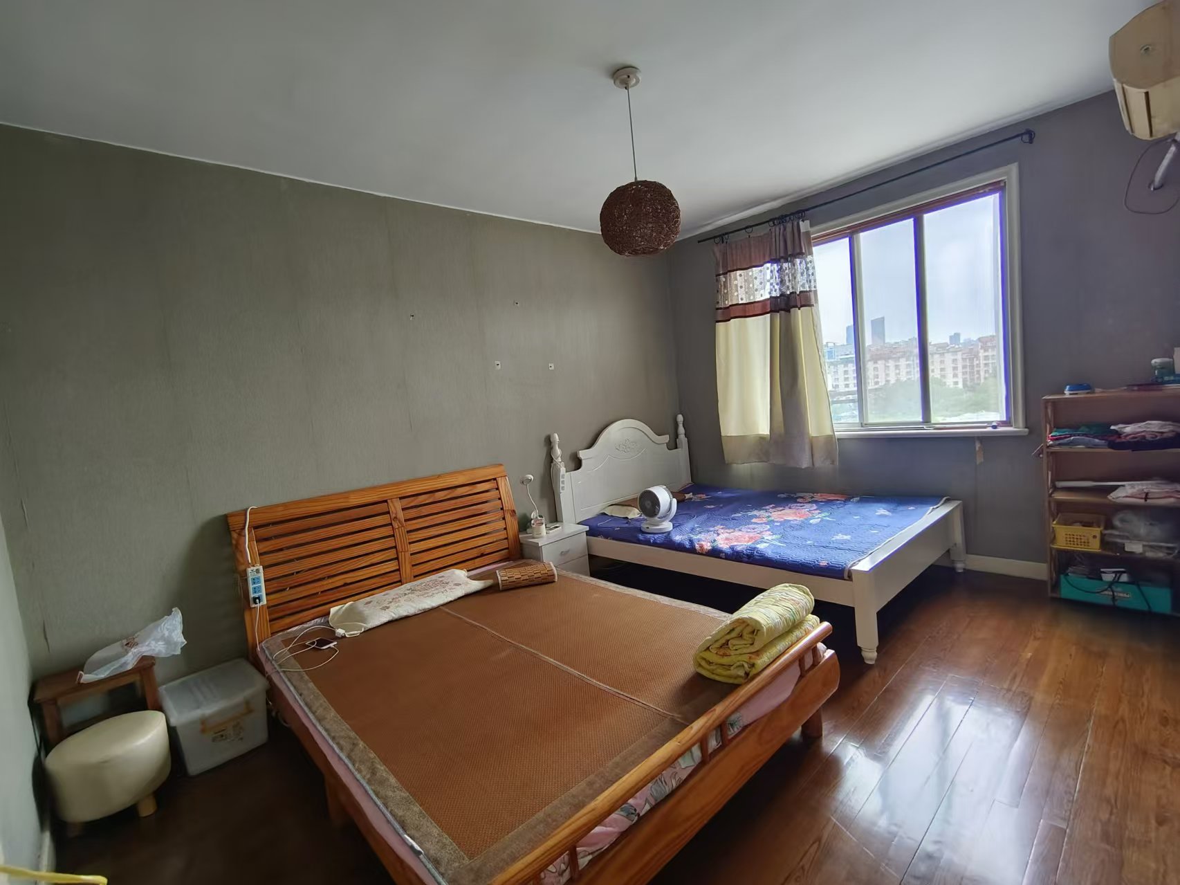 濠东路51号小区 3室2厅2卫 94.86m²