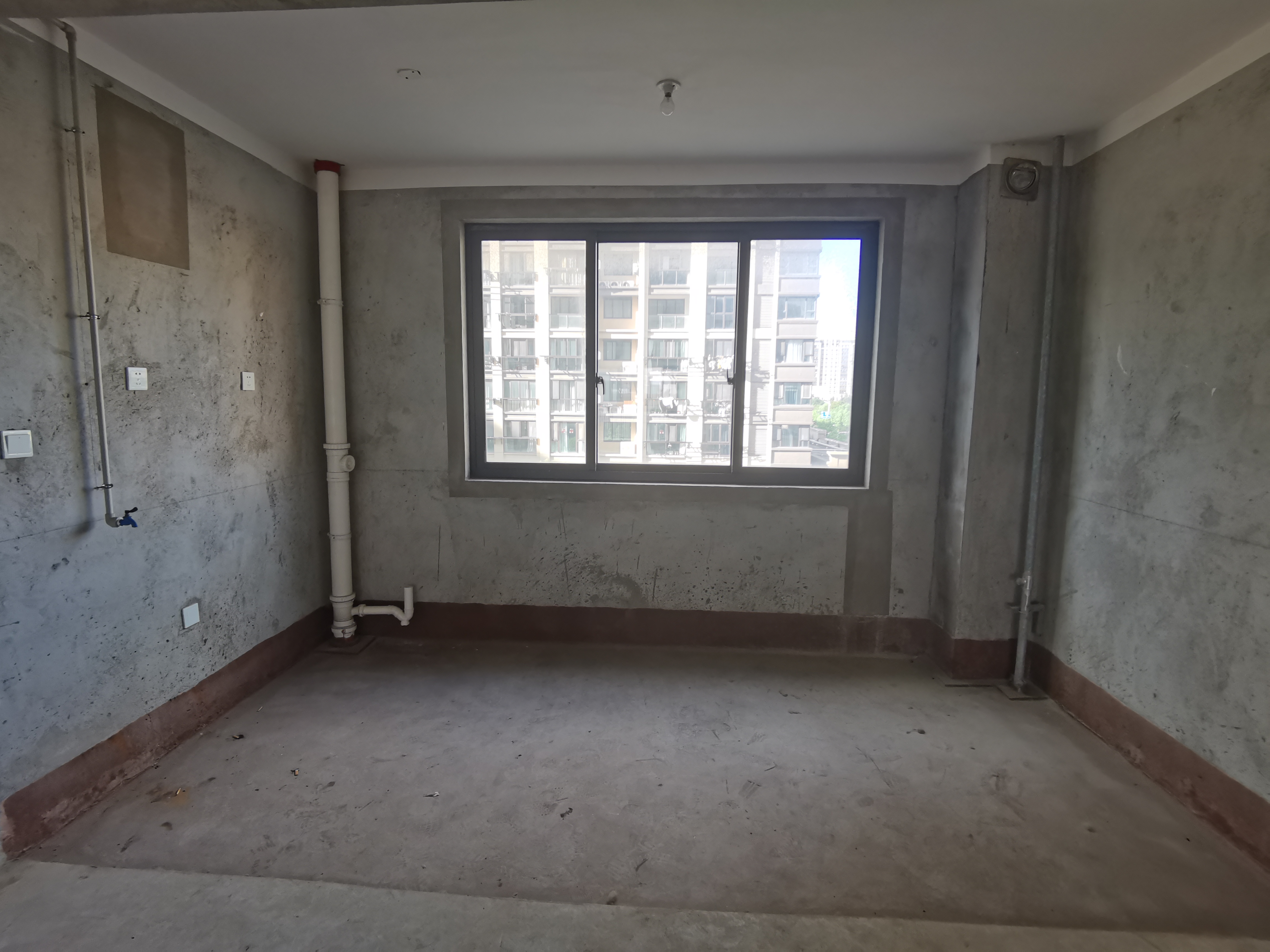 湖畔天下 5室2厅3卫 234m&sup2;