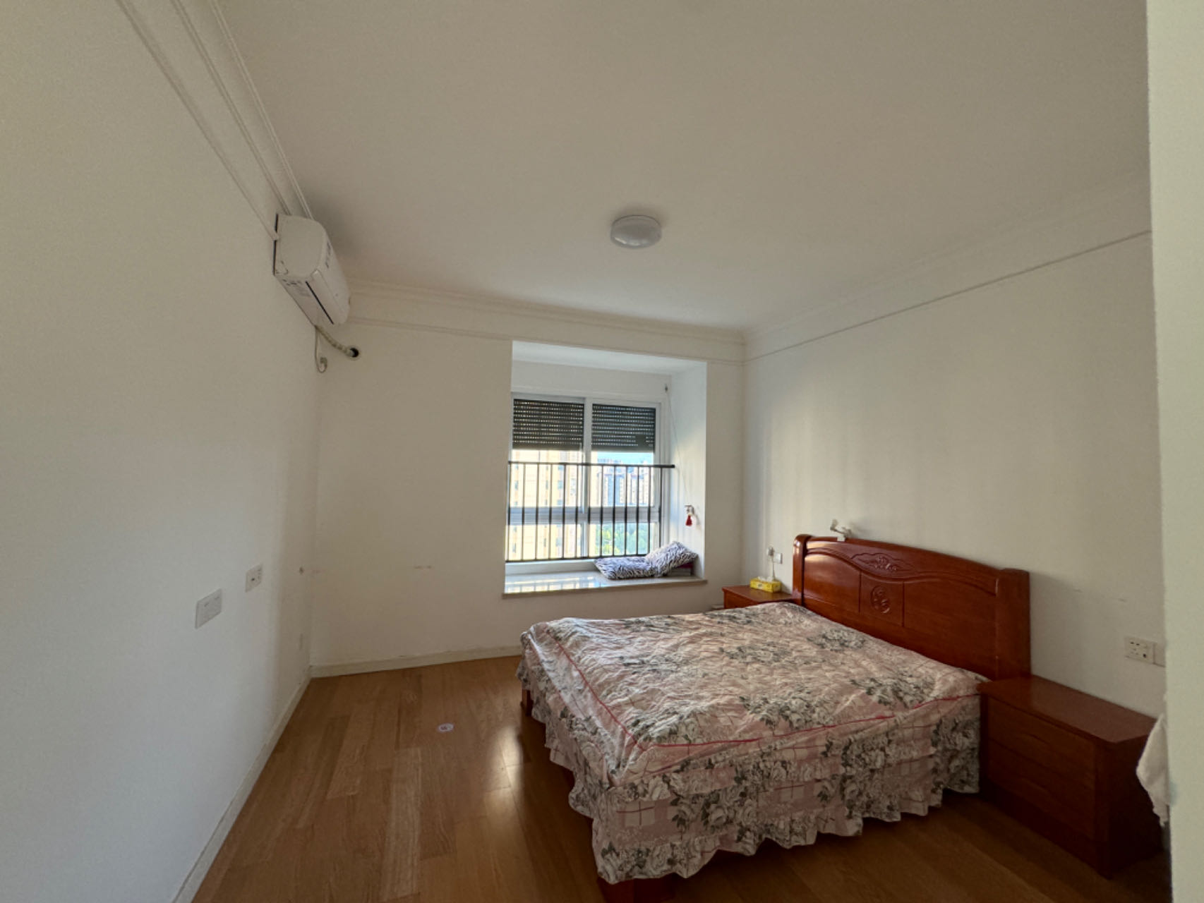中海碧林湾 3室2厅2卫 113.74m&sup2;