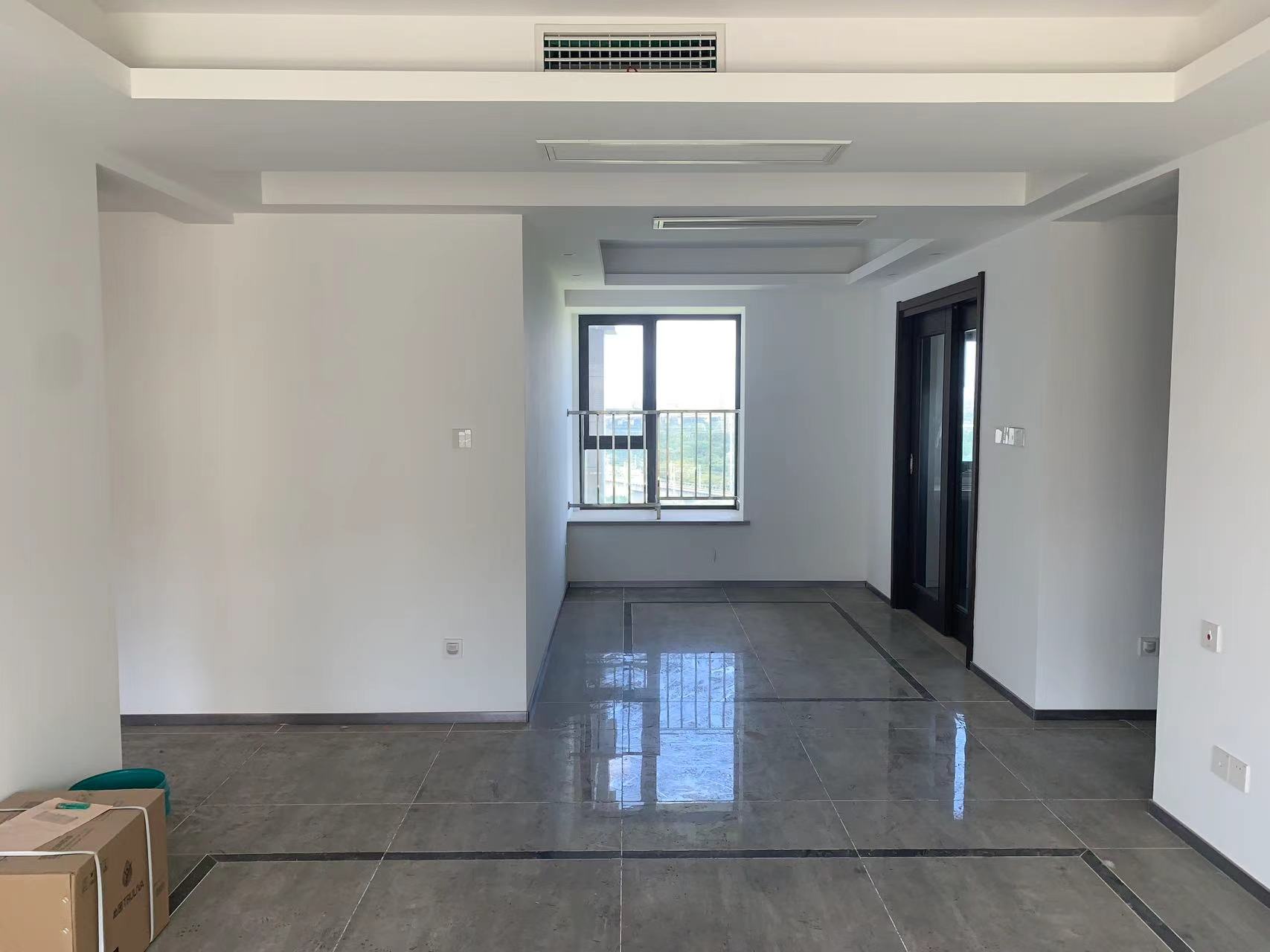 远创樾府 4室2厅2卫 132.00m&sup2;