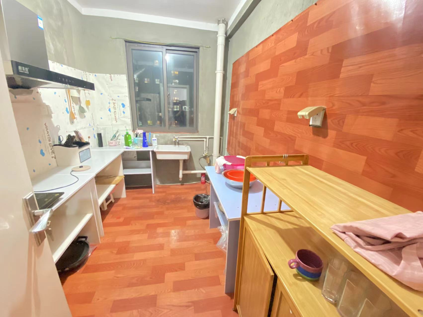 万濠星城 3室2厅2卫 120m&sup2;