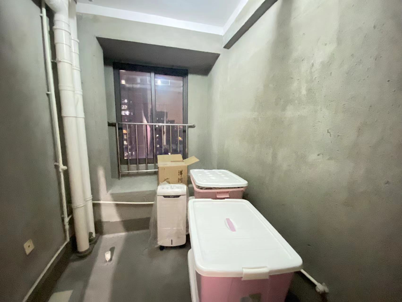 万濠星城 3室2厅2卫 120m&sup2;